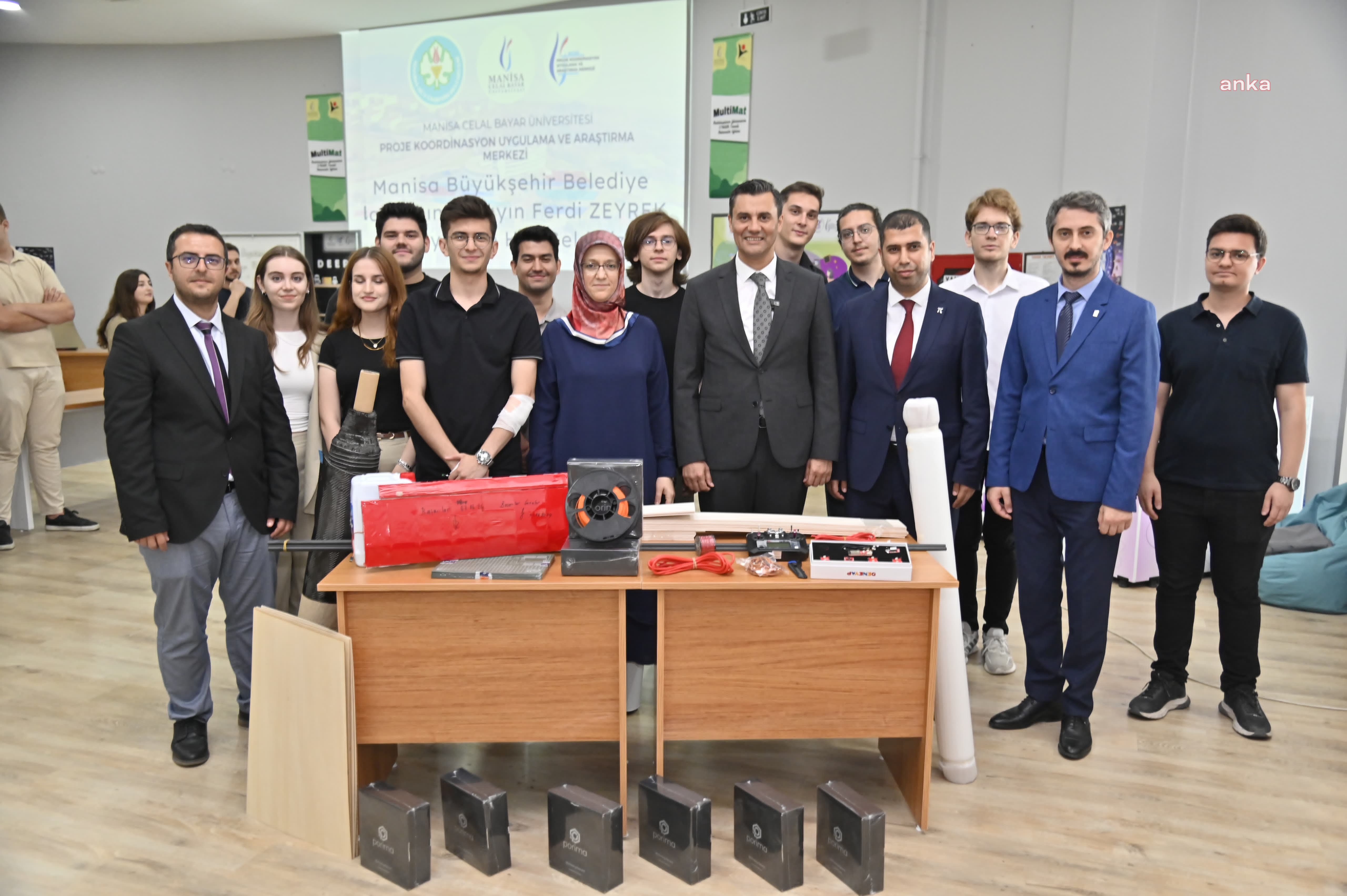 Manisa Büyükşehir Belediye Başkanı Zeyrek’ten öğrencilere proje yapım desteği