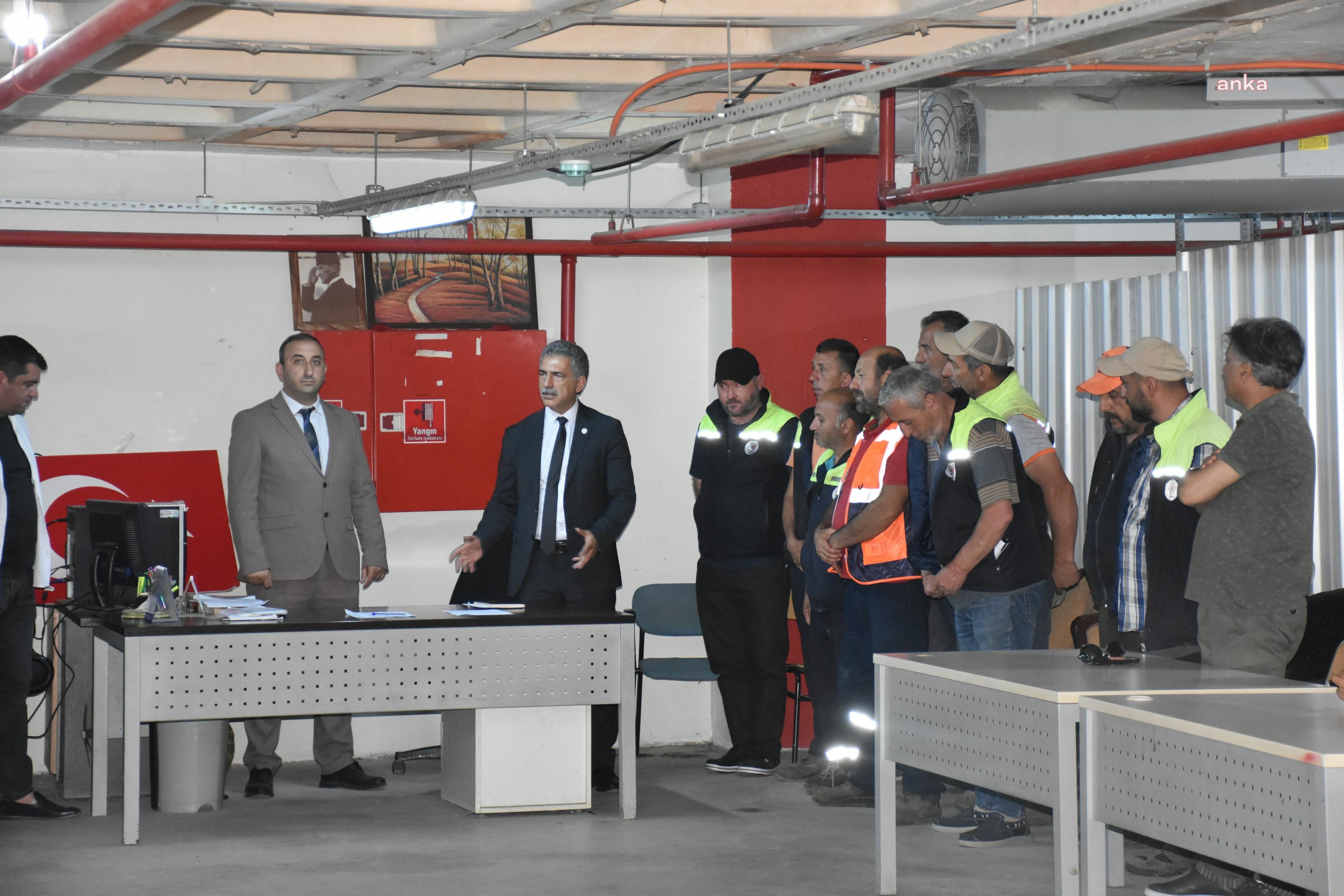 Gemlik Belediye Başkanı Deviren, Temizlik İşleri personeliyle bir araya geldi