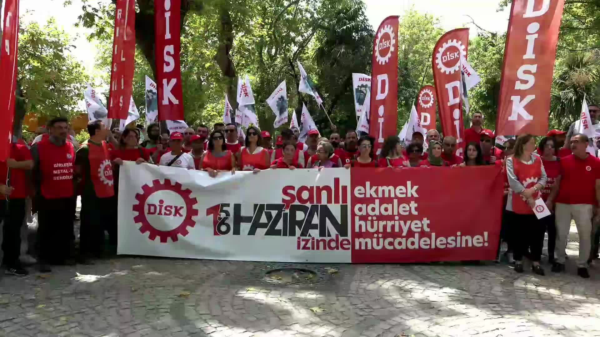 DİSK, 15-16 Haziran'da yaşamlarını yitiren işçileri andı