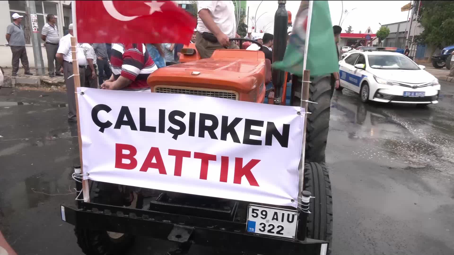 Özgür Özel ''Buğday Mitingi'' için Hayrabolu'da:  "Bugün sizin sesinizi duyurmaya geldik"