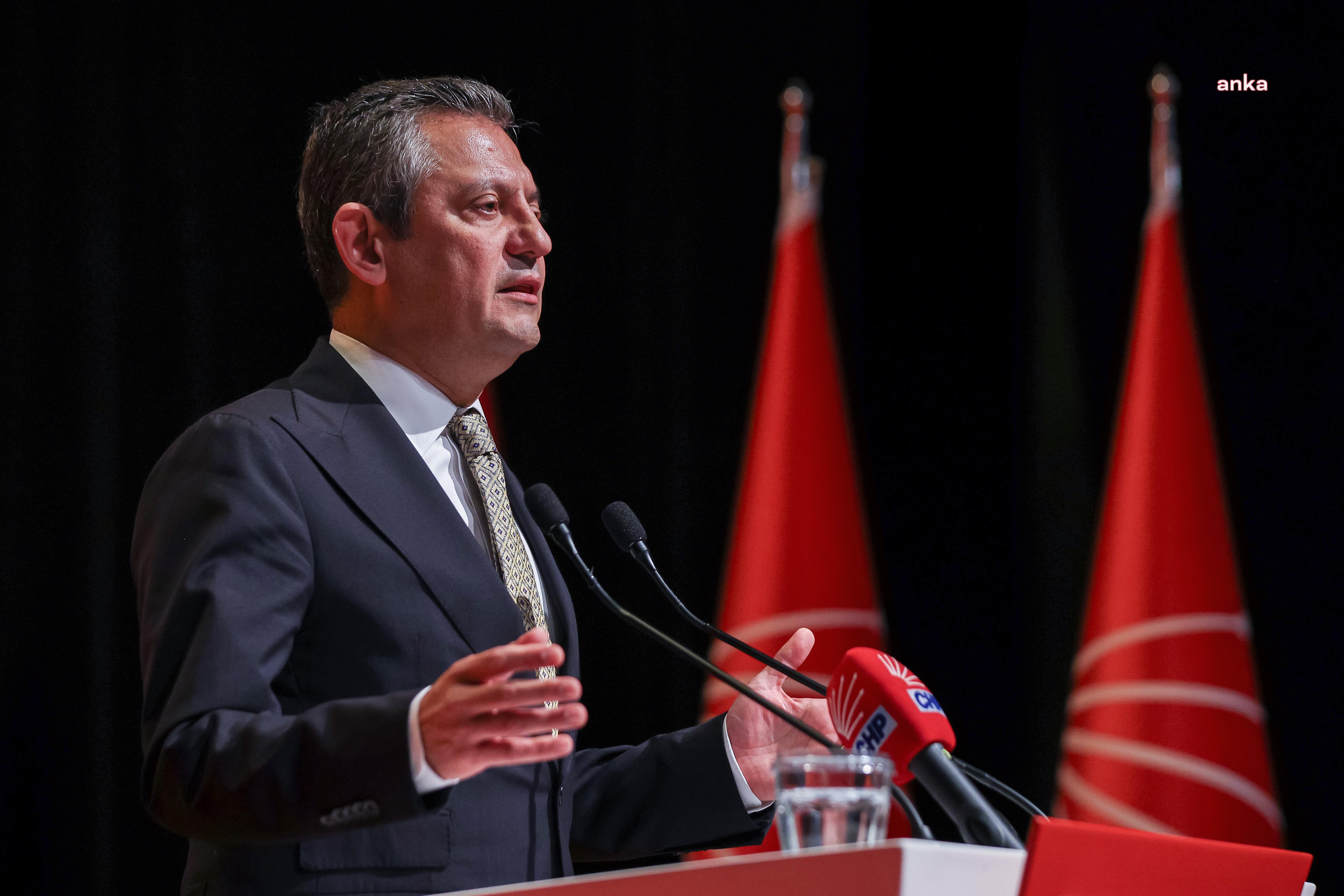 Özgür Özel, Azerbaycan'ın Milli Kurtuluş Günü'nü kutladı