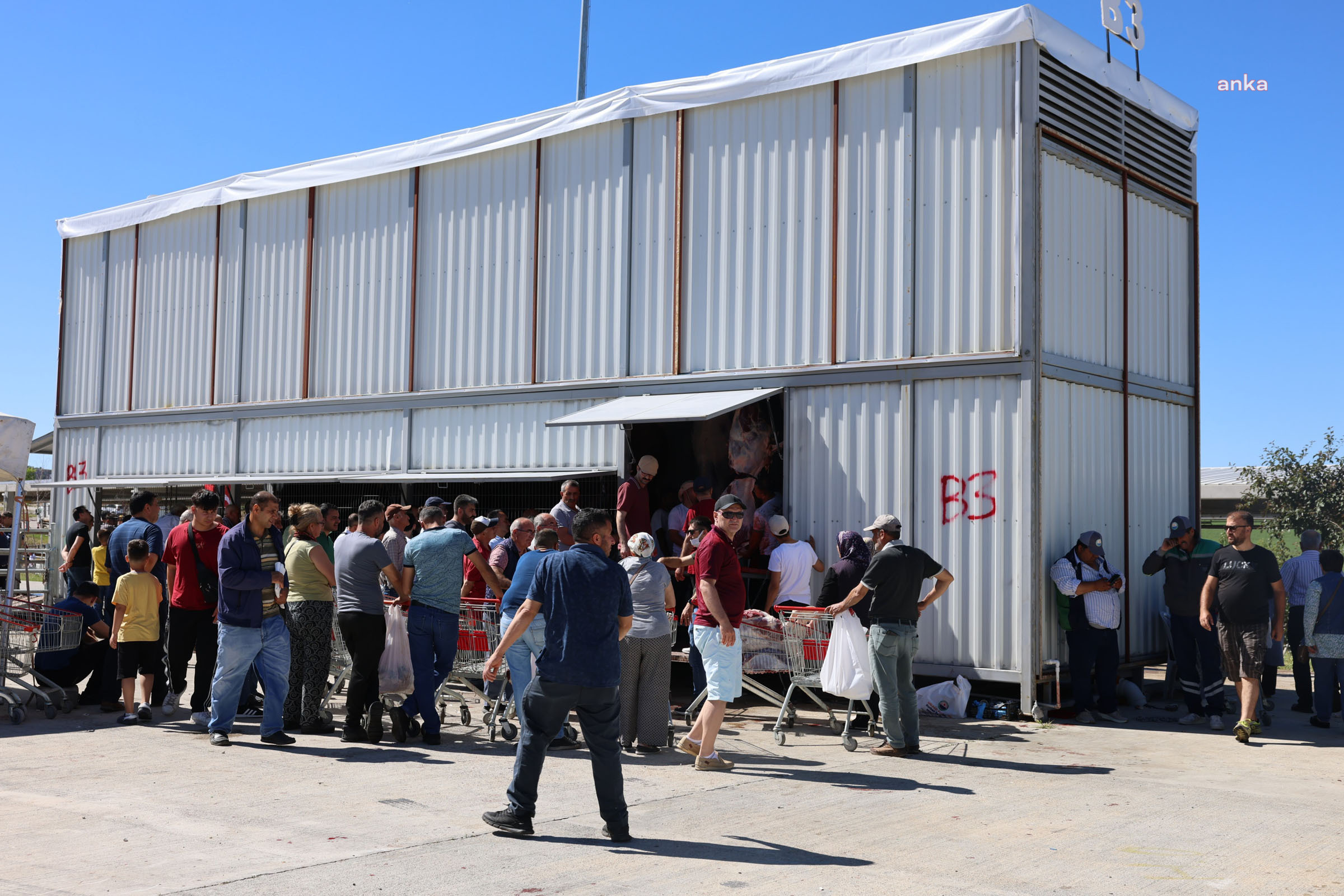 Gölbaşı Kurban Satış Merkezi’nde bayram heyecanı