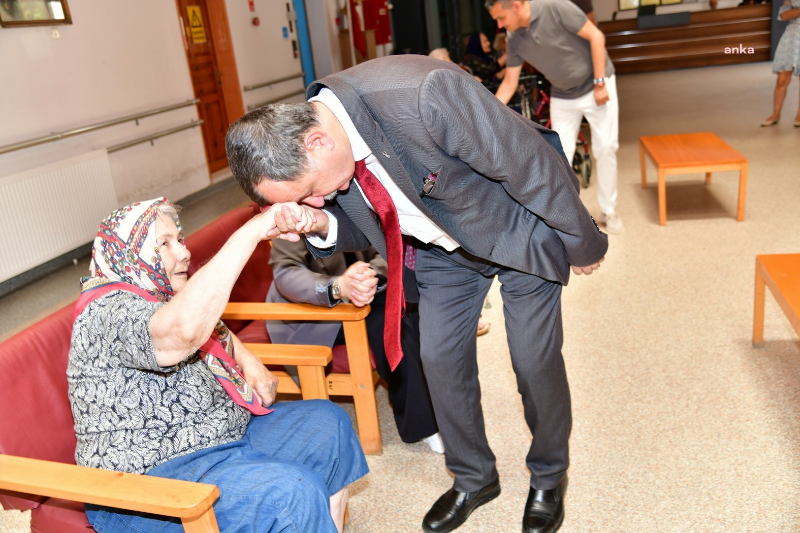 Yunusemre Belediye Başkanı Balaban’dan bayram ziyaretleri
