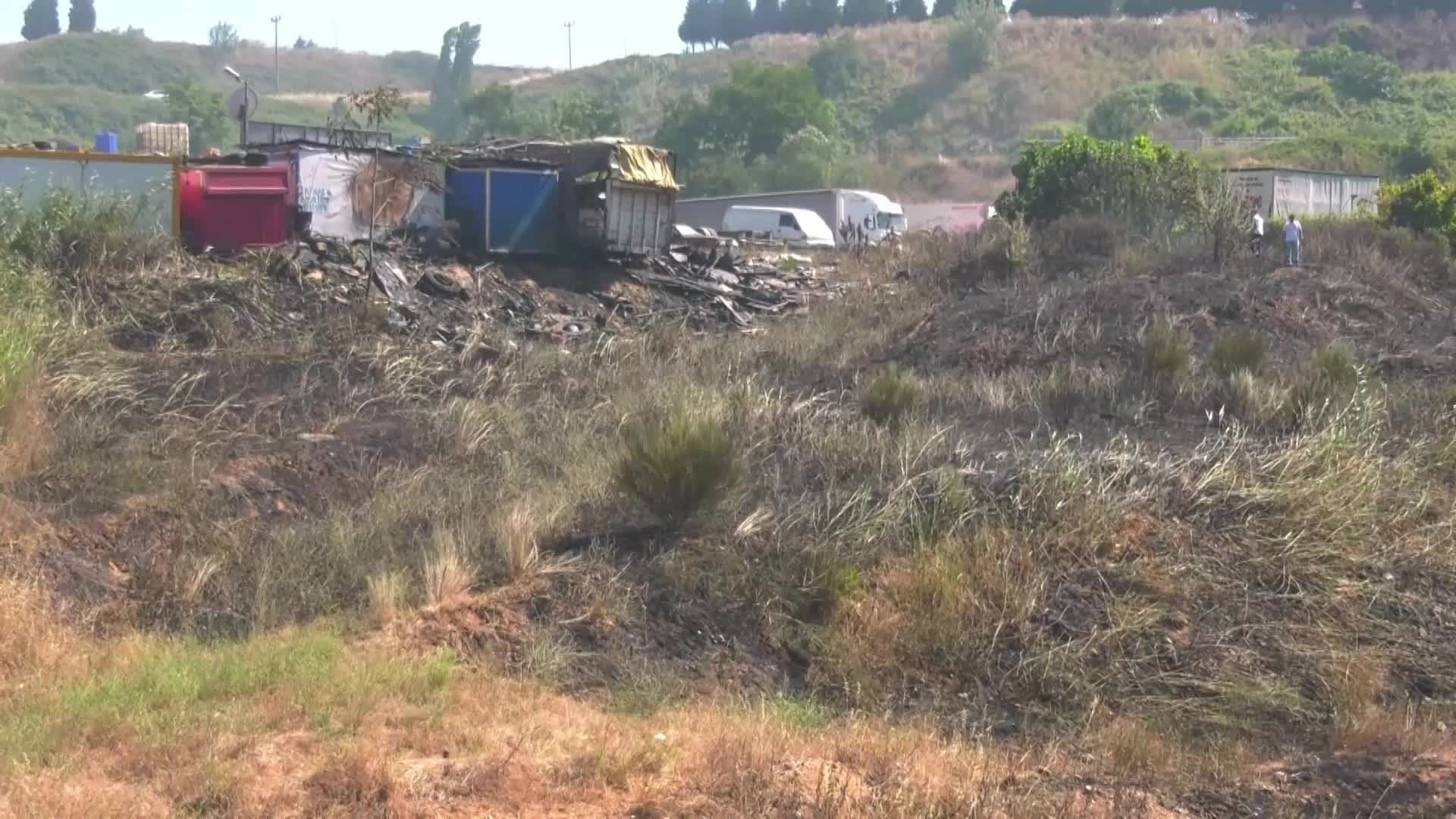 Tuzla'daki fabrika yangını kısmen kontrol altına alındı