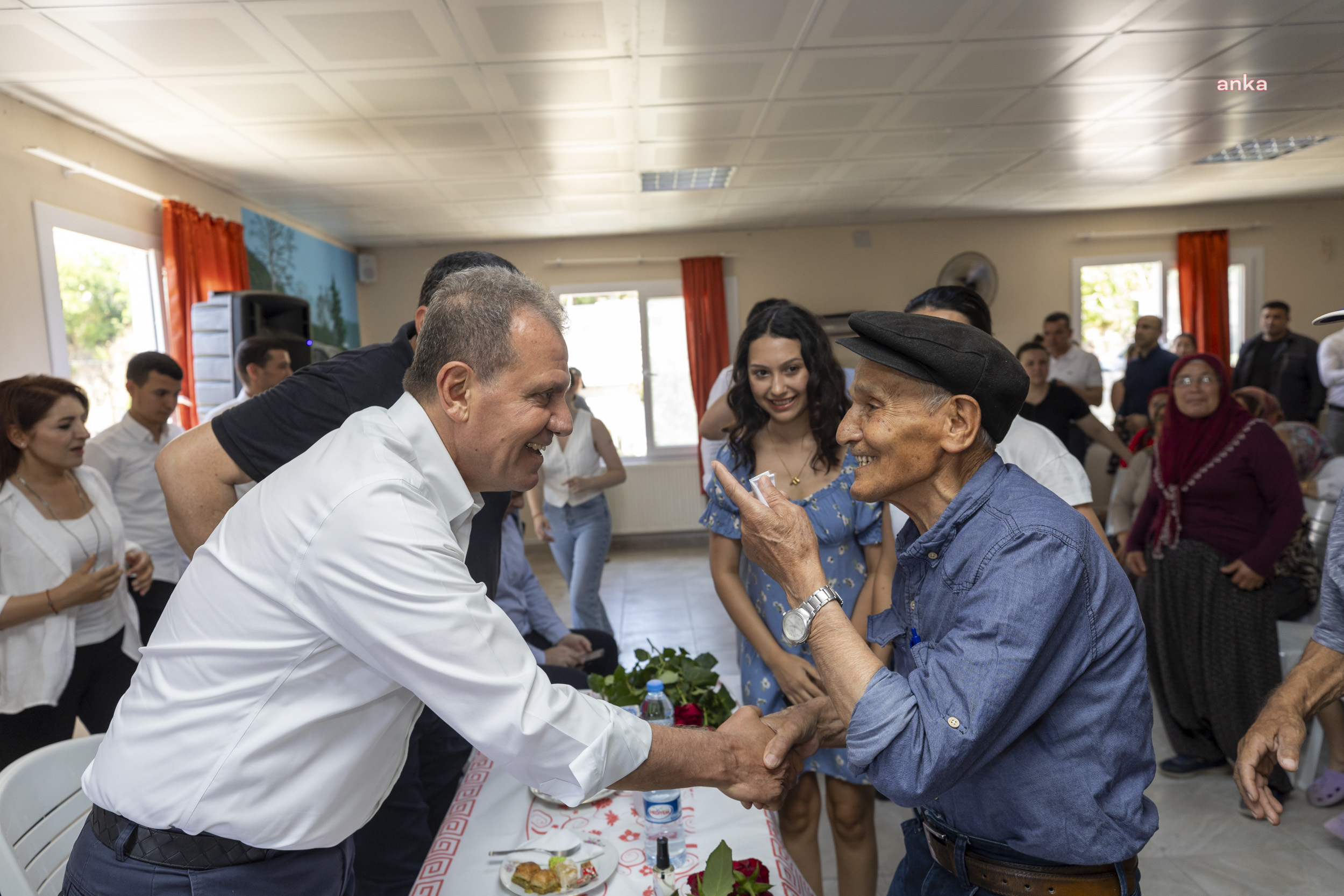 Vahap Seçer, Toroslar'da yaşayan yurttaşlarla bayramlaştı