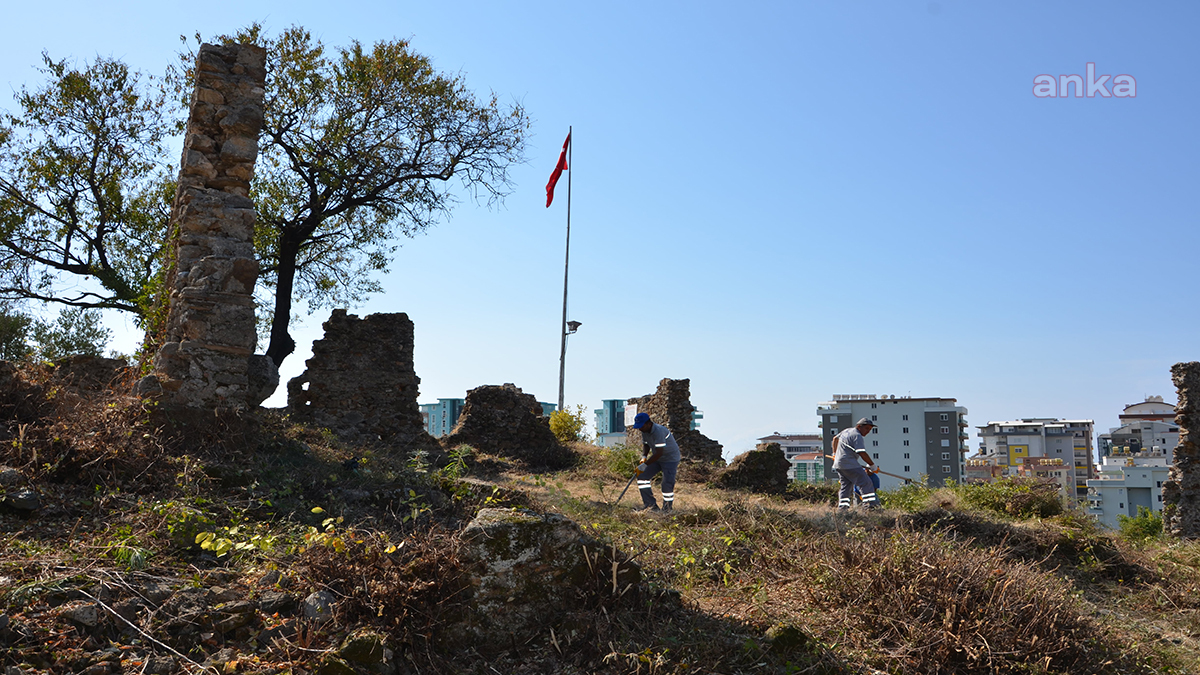ALANYA’DA NAULA ANTİK KENTİ TEMİZLENİYOR