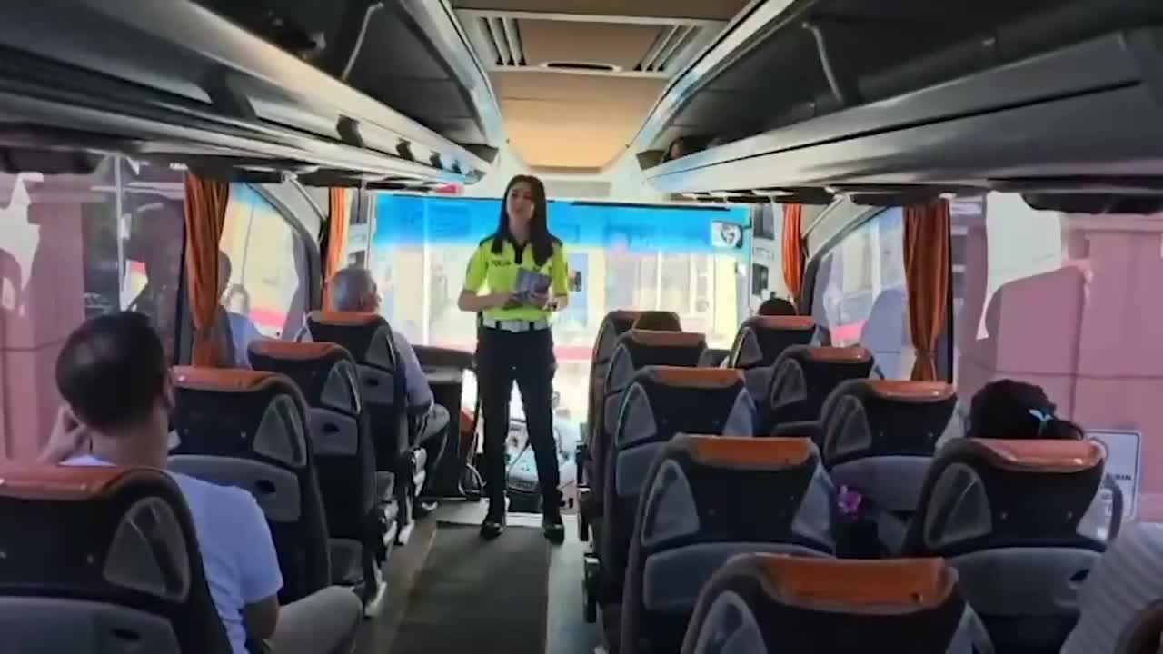 Bakan Yerlikaya: "Bayram tatilinin altıncı gününde 668 trafik kazası meydana geldi, 13 kişi hayatını kaybetti"
