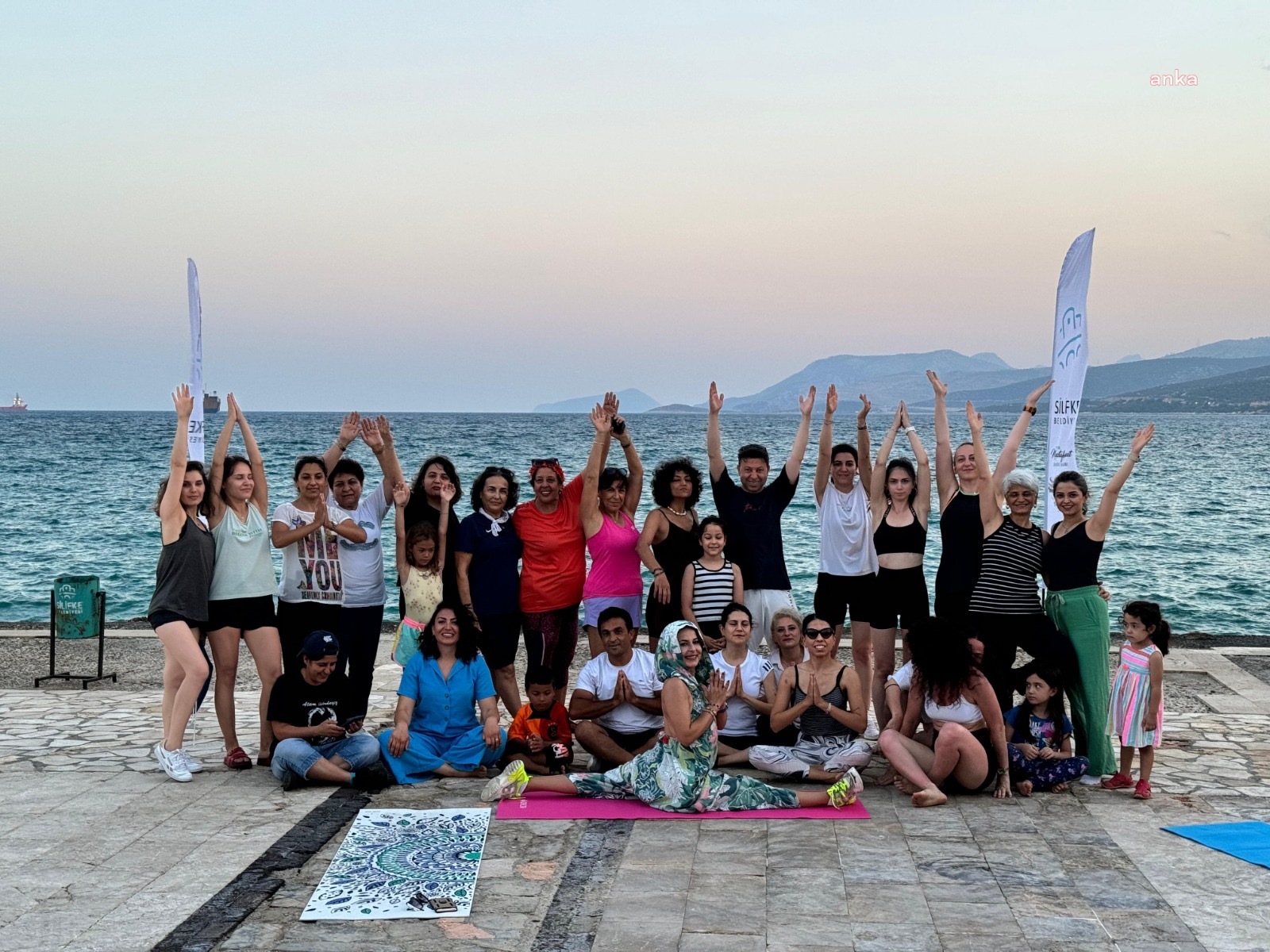 Silifke Belediyesi'nden Dünya Yoga Günü etkinliği