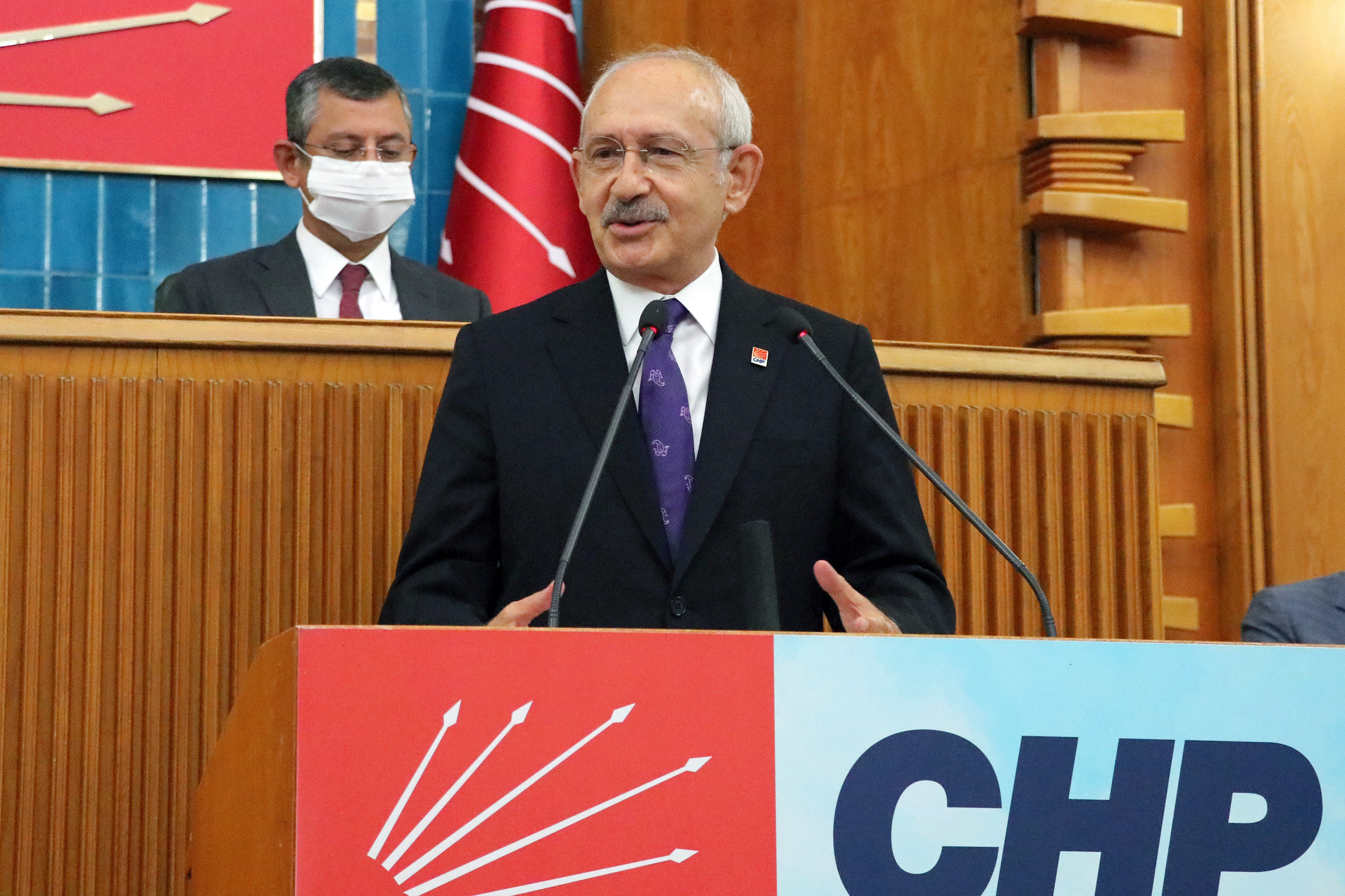 KILIÇDAROĞLU: GEREKİRSE BİZE BEŞ AY MAAŞ VERMEYİN. ÇOCUKLARIMIZA BİLGİSAYAR VERİN