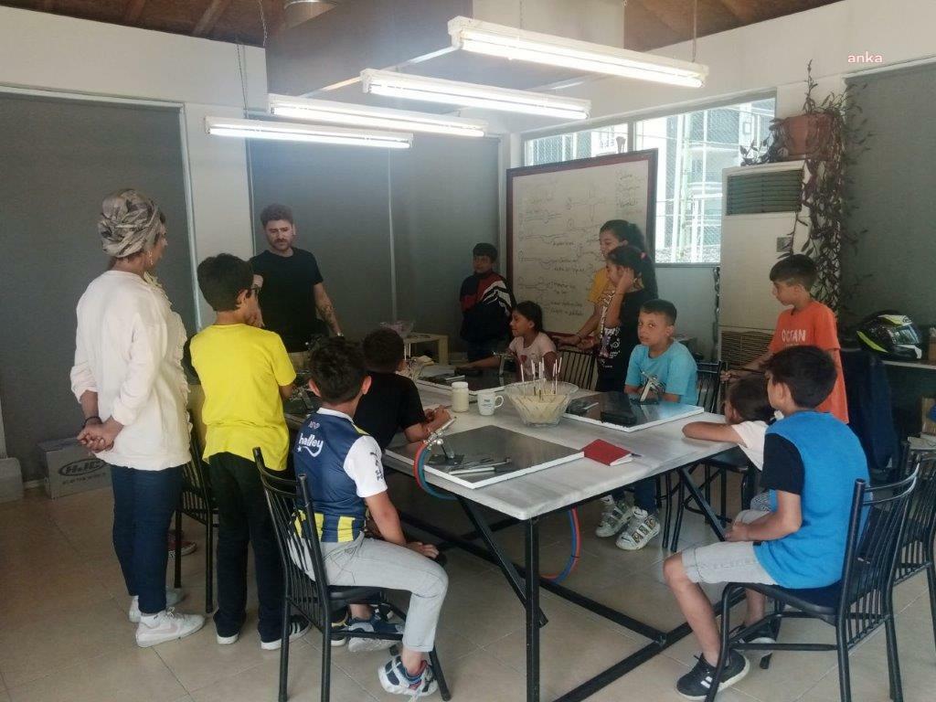 Karadeniz Ereğli Belediyesi’nden Roman çocuklara eğitim desteği
