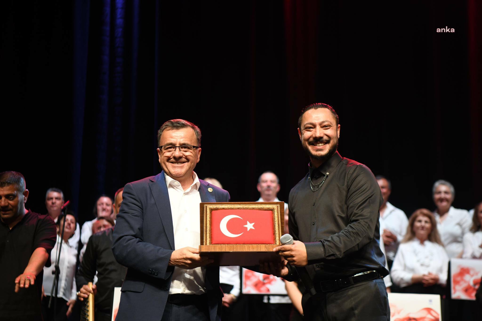 Altıeylül Alaturka Türk Müziği Topluluğu konseri büyük beğeni topladı