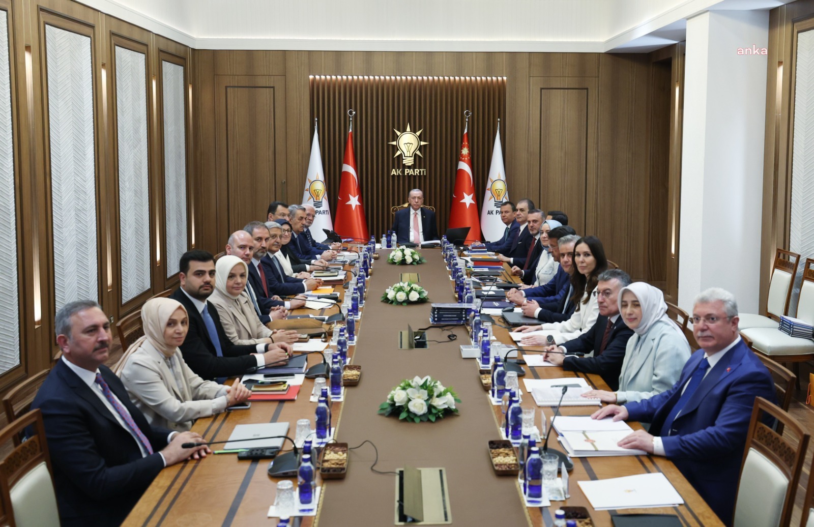 AK Parti’de 7 ilde değişim... Belediye başkanlıklarını CHP ve MHP’nin kazandığı bazı illerin başkanları değiştirildi