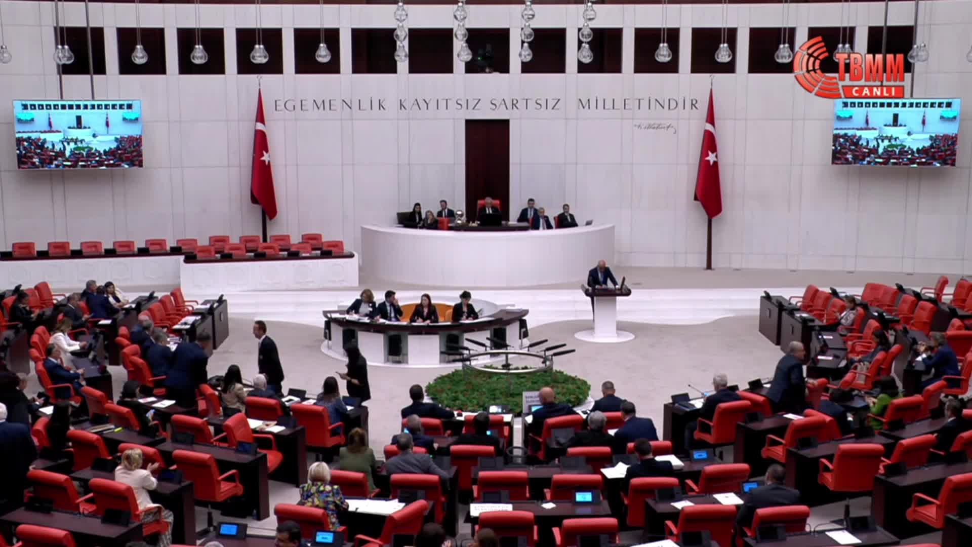 TBMM'de CHP, İYİ Parti, DEM Parti ve Saadet Partisi'nin orman yangınlarıyla ilgili grup önerileri  reddedildi