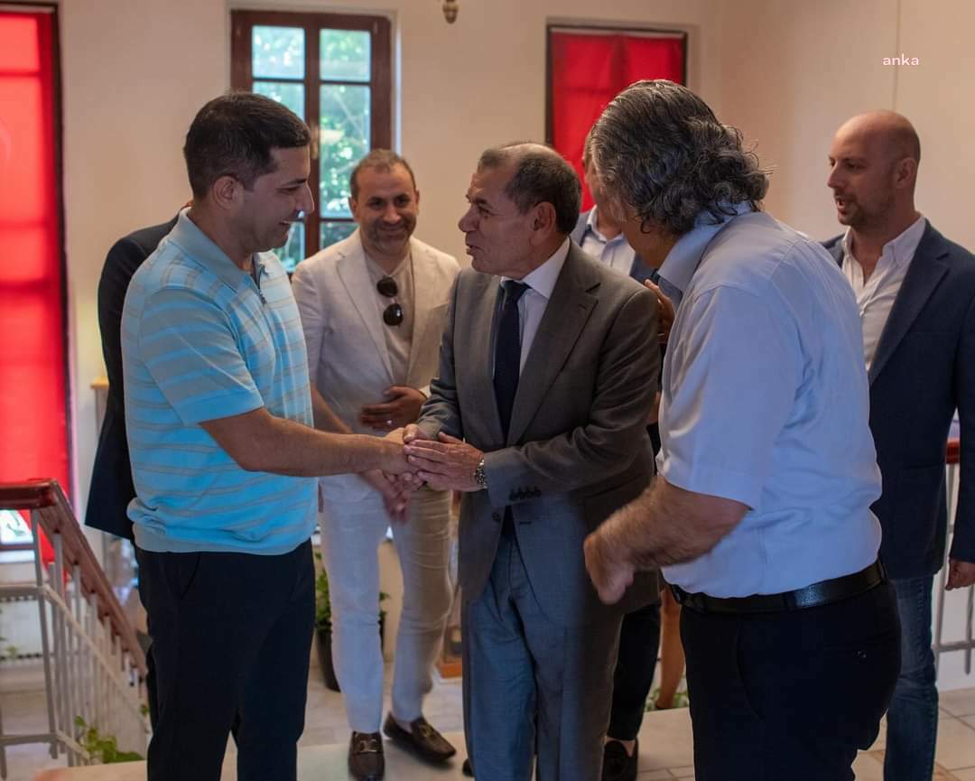 Kuşadası Belediye Başkanı Günel, Galatasaray Spor Kulübü Başkanı Özbek'i ağırladı