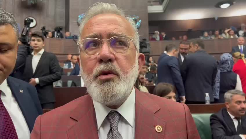 AK Partili Bahadır Yenişehirlioğlu'ndan "hayvan hakları yasası" açıklaması: "Çalışmalarımı Cumhurbaşkanımıza tevdi edeceğim. Onun neticesinde komisyona gelecek”