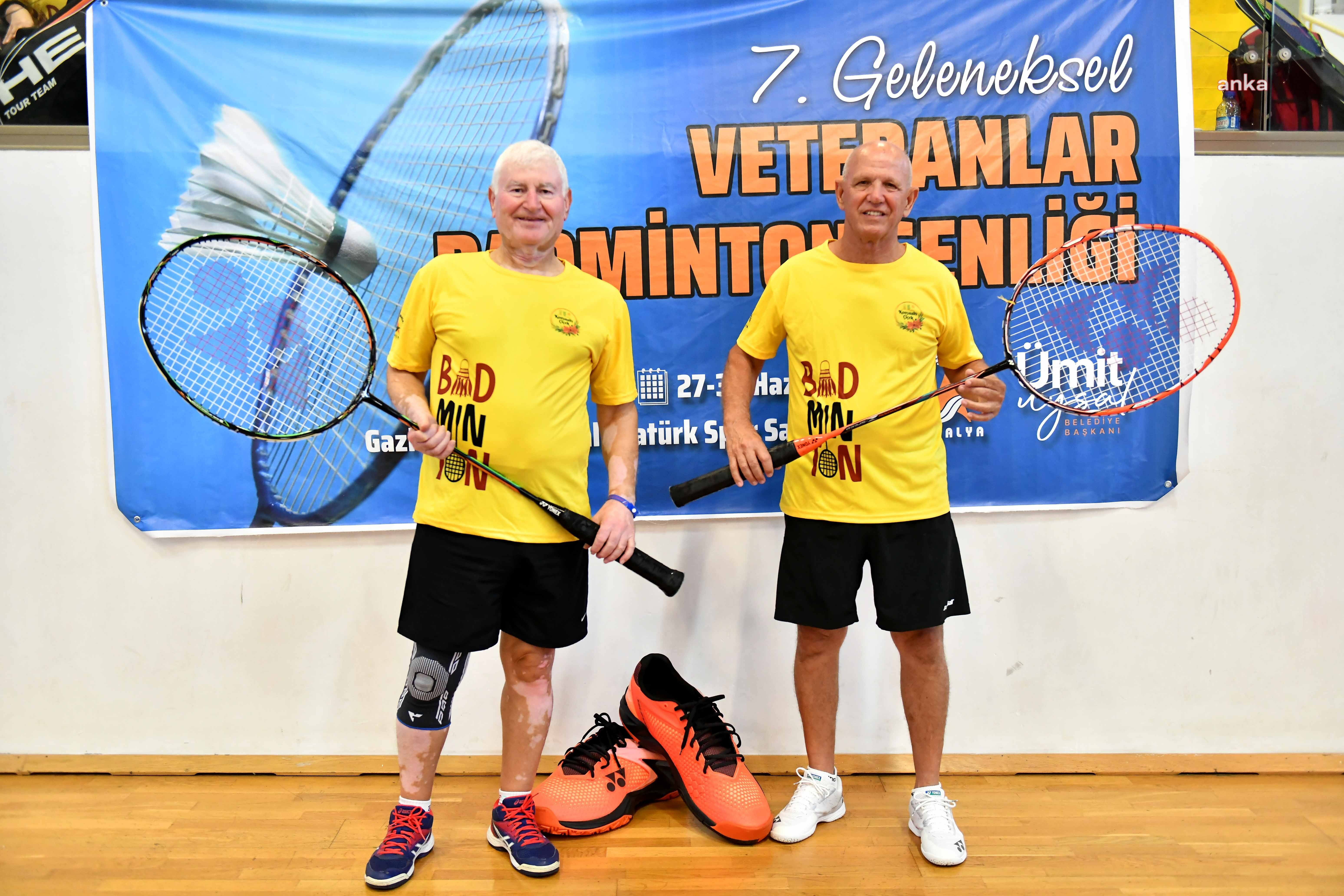 Muratpaşa Belediyesi'nden, 'Veteranlar Badminton Şenliği'