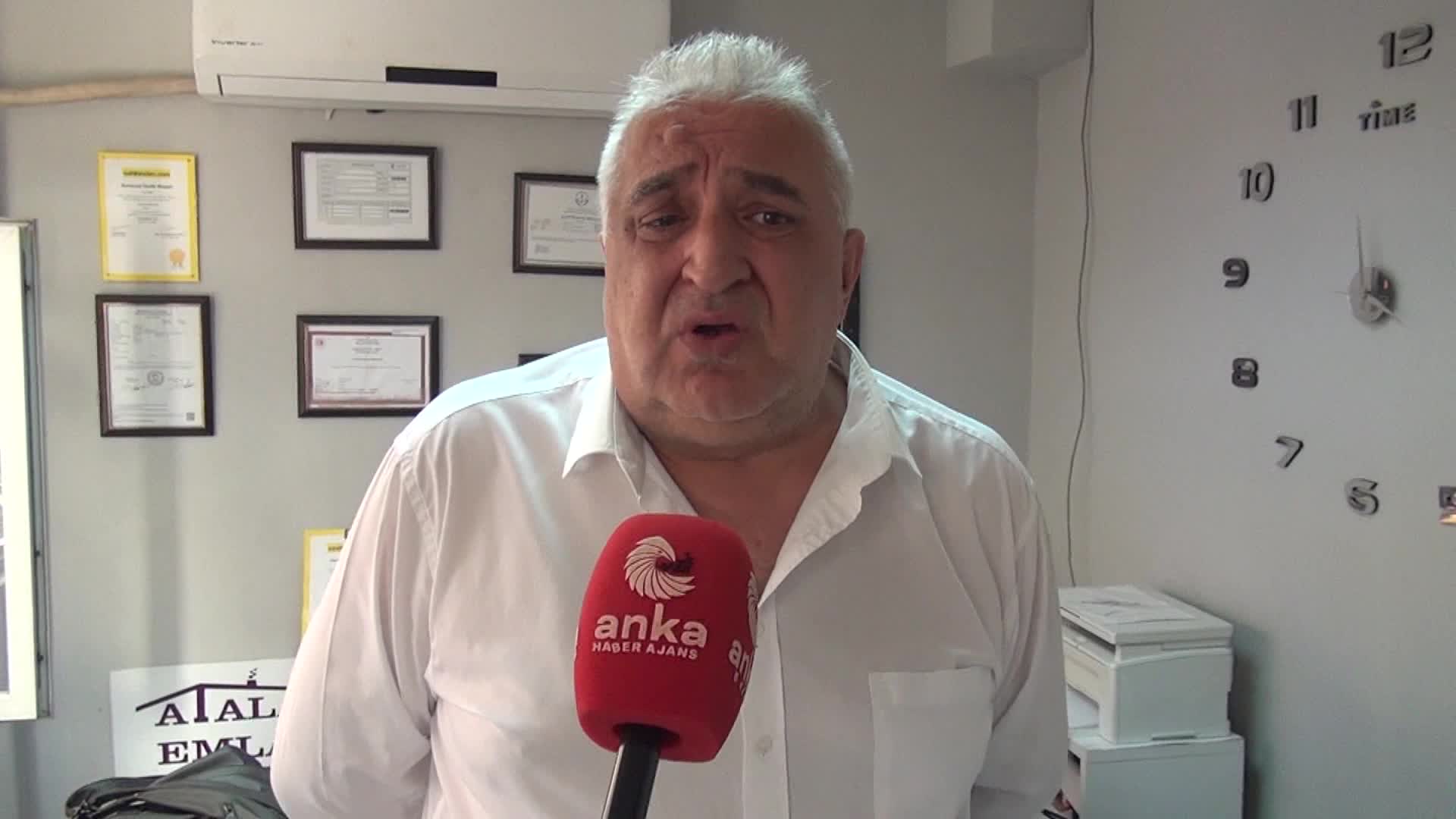 Sinoplu emlakçı: "Sabahtan akşama kadar oturuyoruz"
