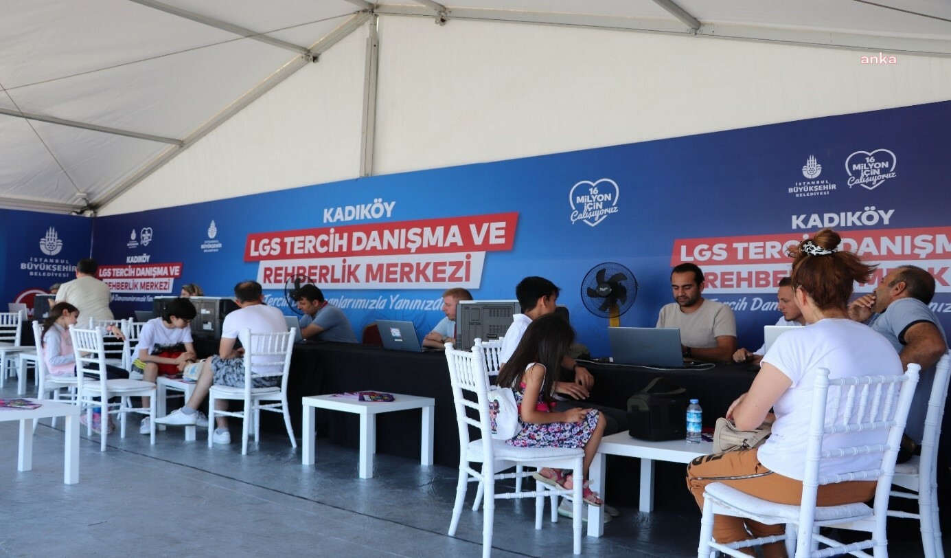 İBB’den LGS tercih döneminde ücretsiz danışmanlık