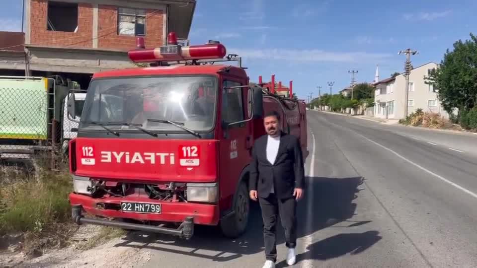 Lalapaşa Belediyesi'nin itfaiye aracı tek, borcu çok... Yazgan: "Yıllardır vatandaşın gözünü boyadınız ‘Yaparsa AKP yapar’ diye. Yaptığınız bu mu?”