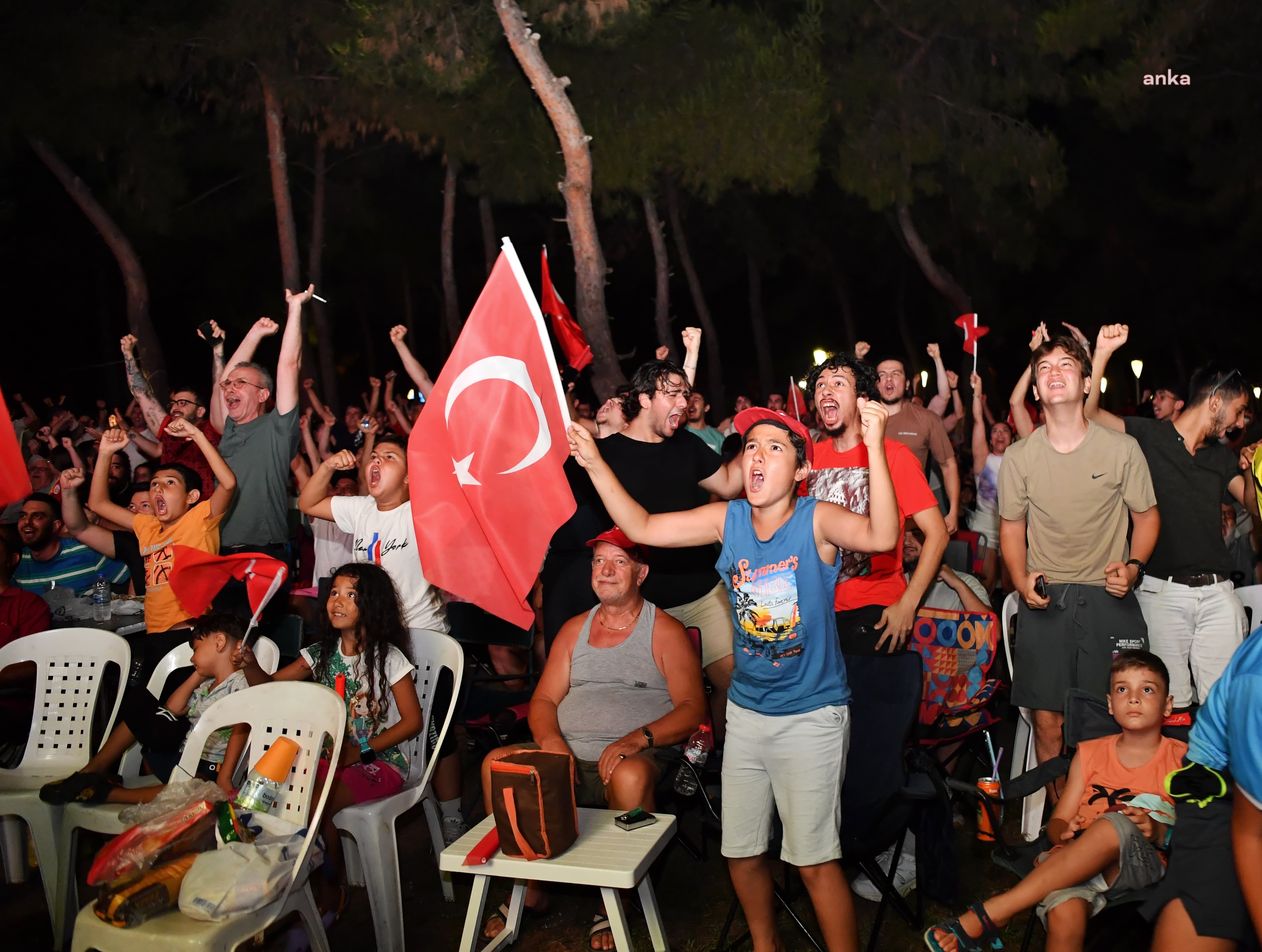Avusturya-Türkiye karşılaşması Konyaaltı HayatPark’ta