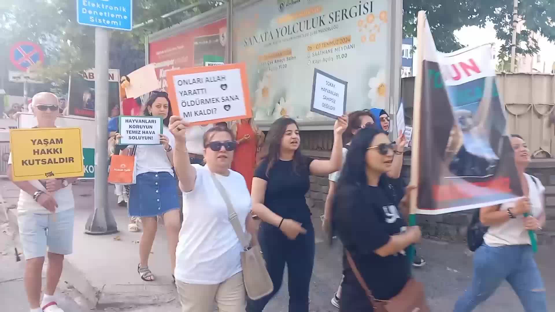 Karadeniz Yaşam Hakkı Savunucuları Samsun'da buluştu: "Hayvanları asla öldürmeyeceğiz"