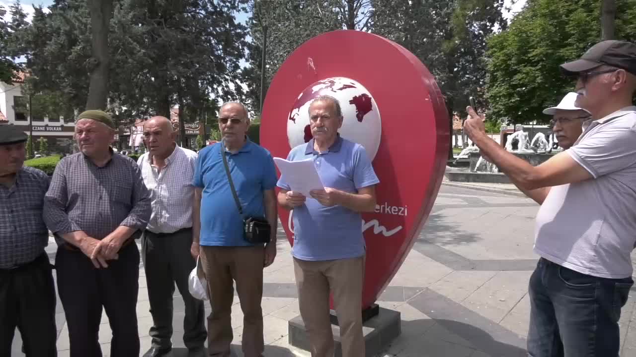 Emekli vatandaşlar Çorum'dan hükümete seslendi: Emeklinin hali perişan, sesimizi duyun