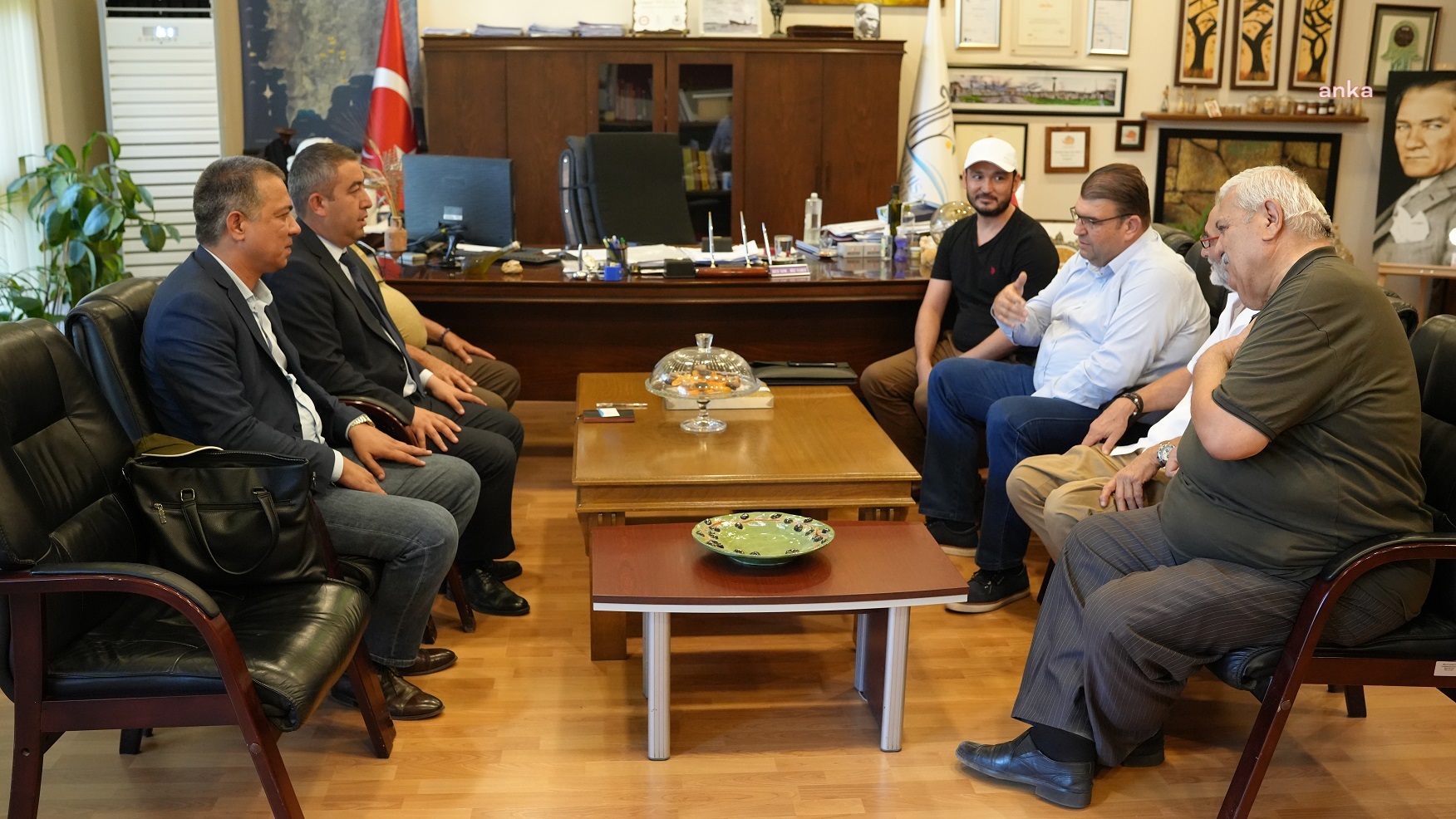 Özbekistan'ın Semerkant vilayeti Payarık Belediyesi'nden Seferihisar Belediyesi'ne ziyaret