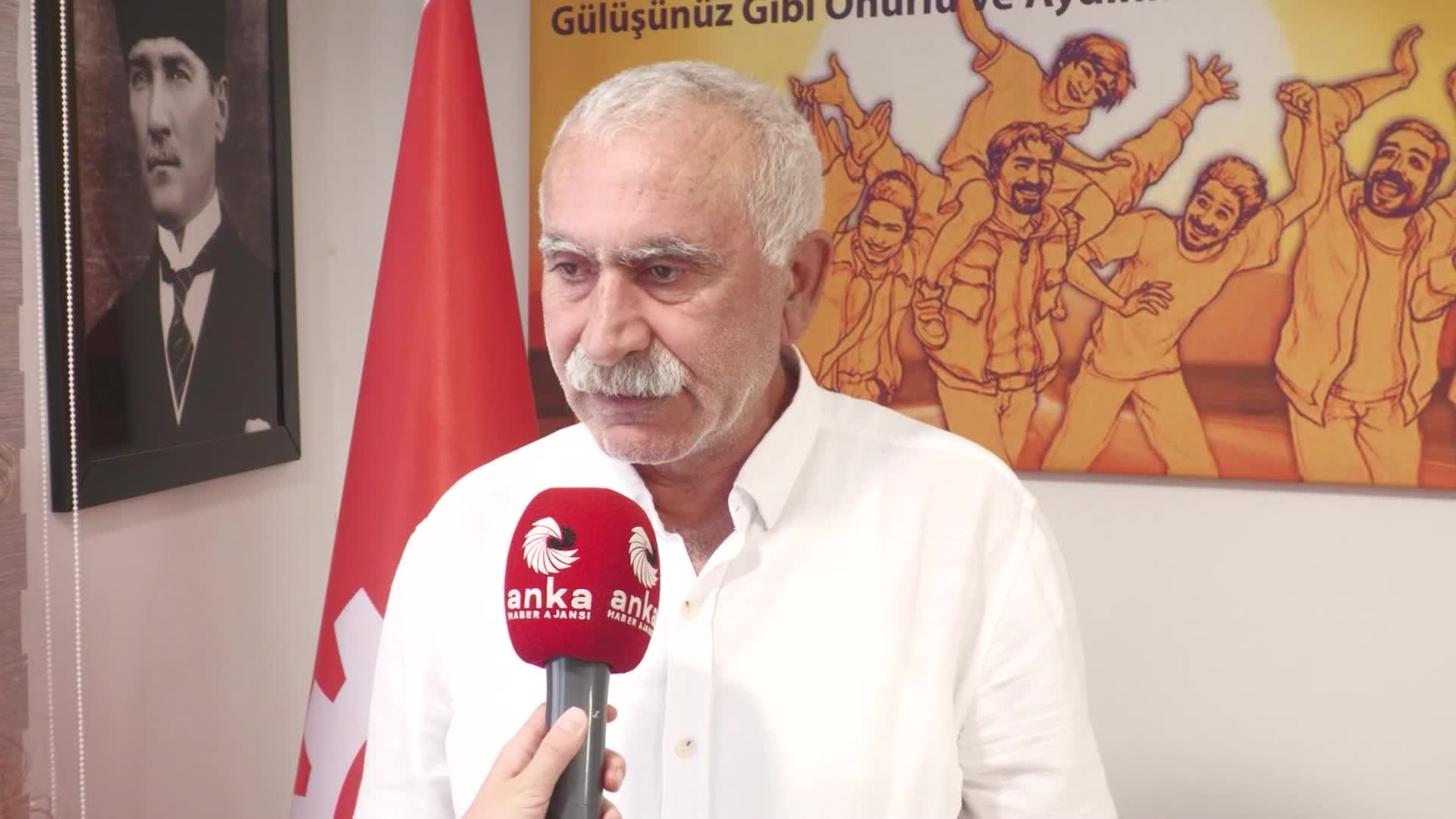 DİSK Ege Bölge Temsilcisi Sarı: Eğer zam yapılmazsa, 17 bin lira olan asgari ücretin alım gücü 12 bin lira civarına düşecek