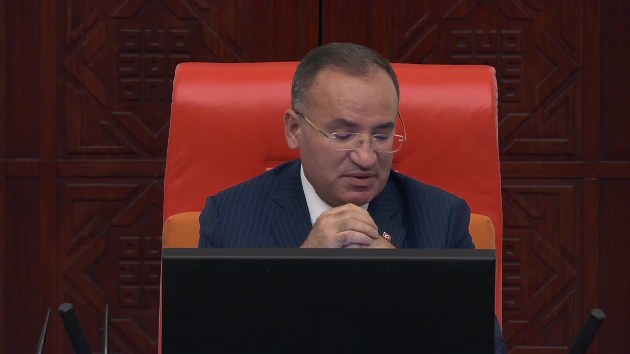 Meclis’te ''Alevi'' tartışması... CHP’li Başarır: ''Sadece isimlerinden dolayı insanlar ayrıştırılıyor, 81 valimiz var, kaç Alevi vali var?''