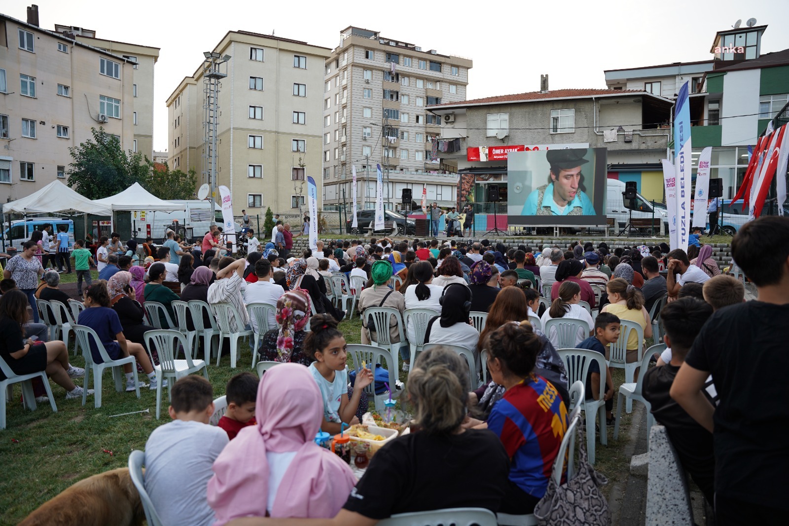 Türk sinemasının unutulmaz ismi Kemal Sunal, Tuzla'da anıldı