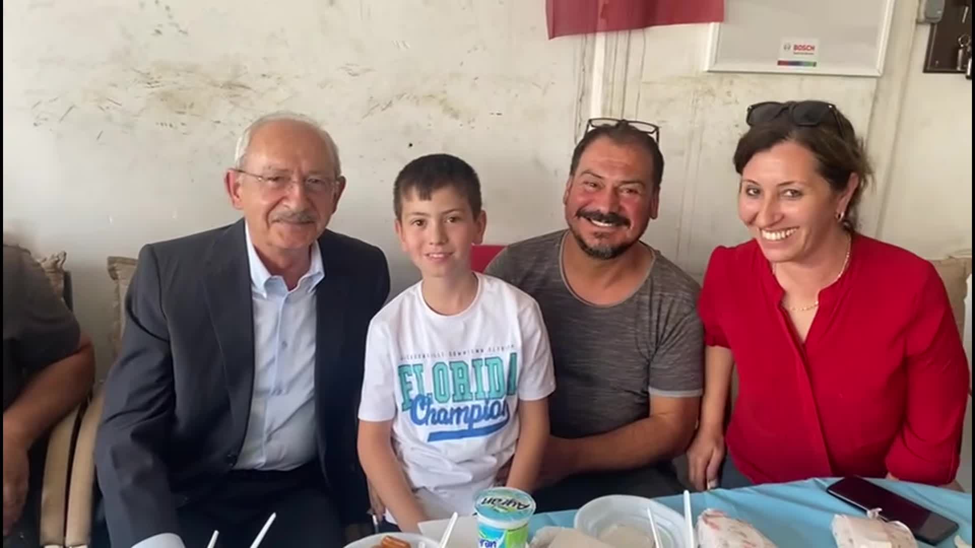 Kemal Kılıçdaroğlu, Ankara'da Şaşmaz esnafını ziyaret etti: Sorunları hep birlikte aşacağız