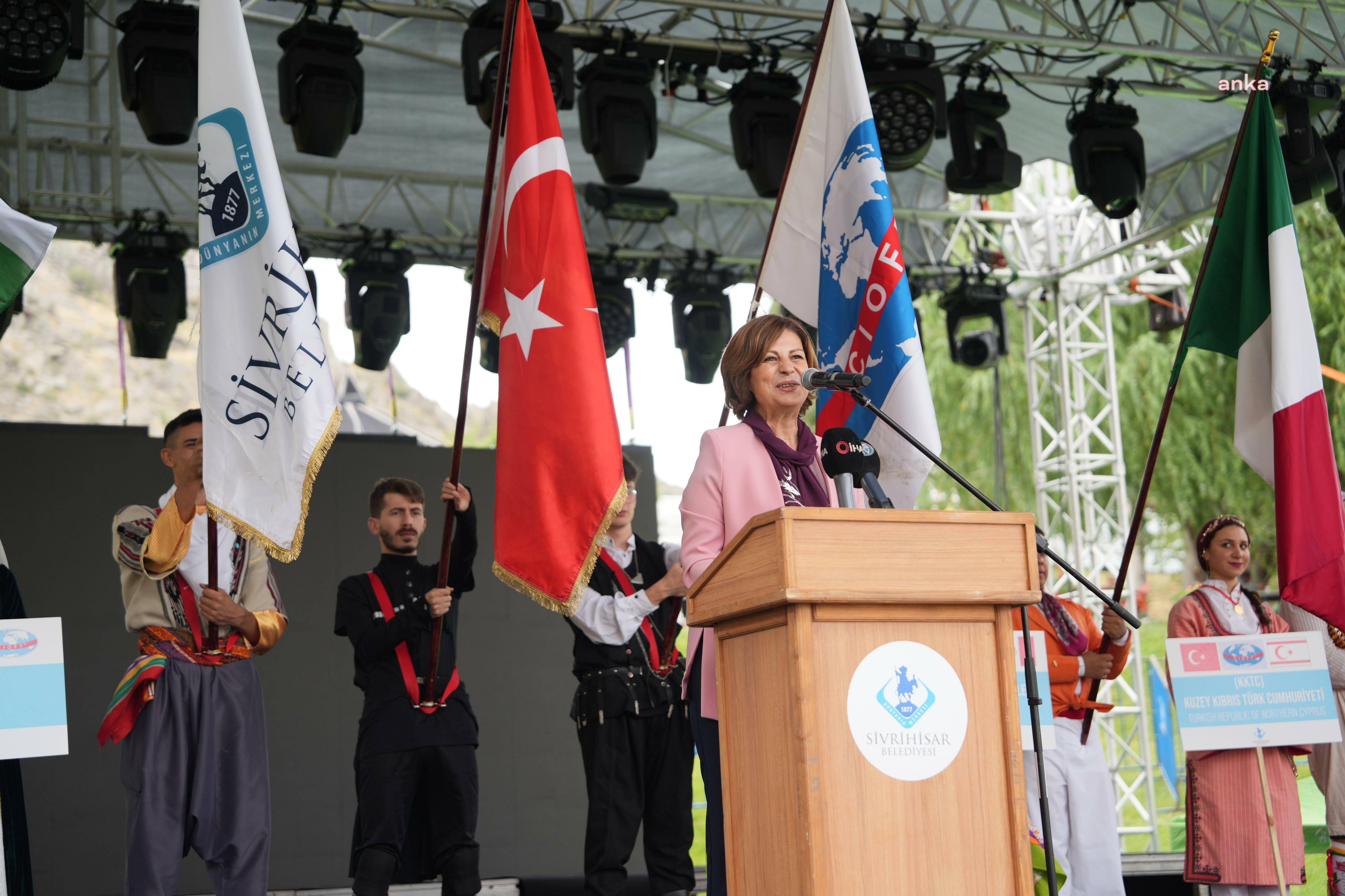 Eskişehir Büyükşehir Belediye Başkanı Ünlüce, Nasreddin Hoca Festivali'ne katıldı
