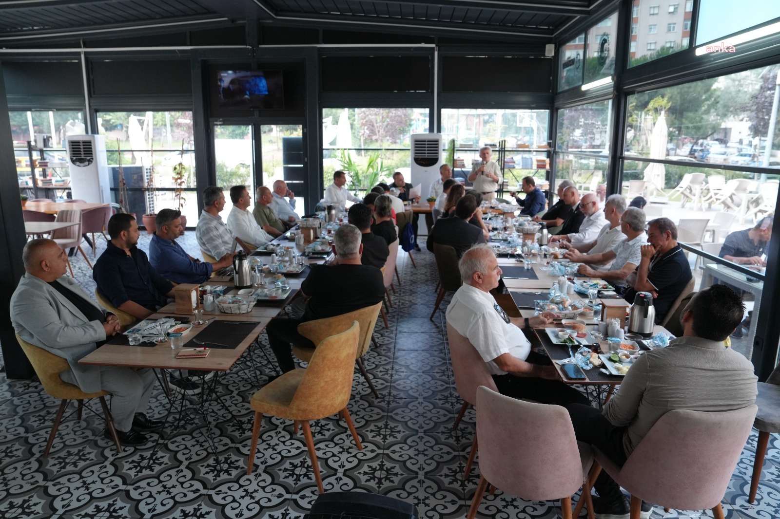 Kartal Belediyesi ve İstanbul Büyükşehir, amatör spor kulüplerinin yanında olmaya devam ediyor