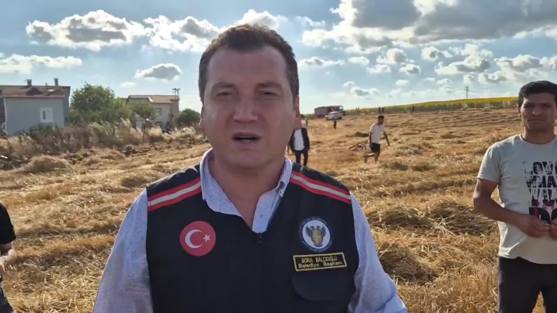 Silivri Belediye Başkanı Balcıoğlu, yangın bölgesinde incelemelerde bulundu