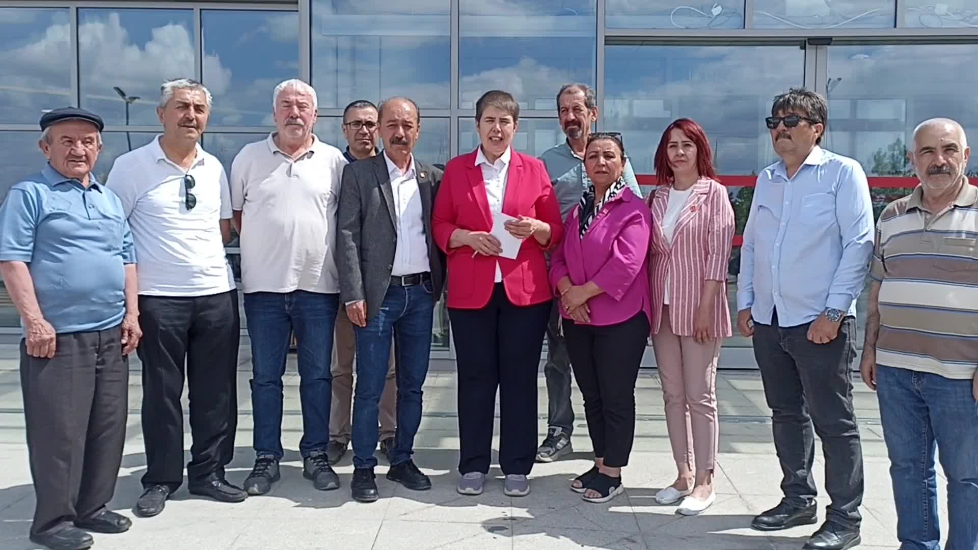 Zeliha Aksaz Şahbaz: Kütahya'da bir hizmet hastanesi açılmalı