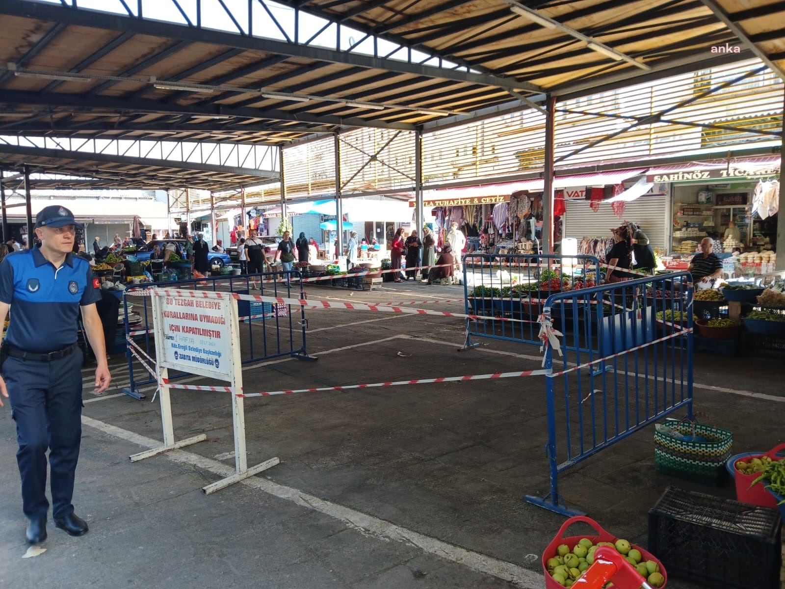 Karadeniz Ereğli Belediyesi, esnafa tezgah kapama cezası verdi