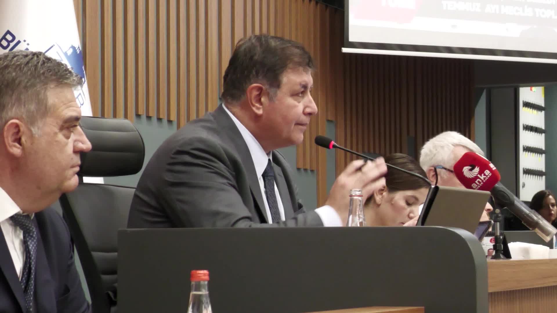 İzmir Büyükşehir Belediyesi’nden ‘yürüyen merdiven’ adımı: MMO ile protokole onay