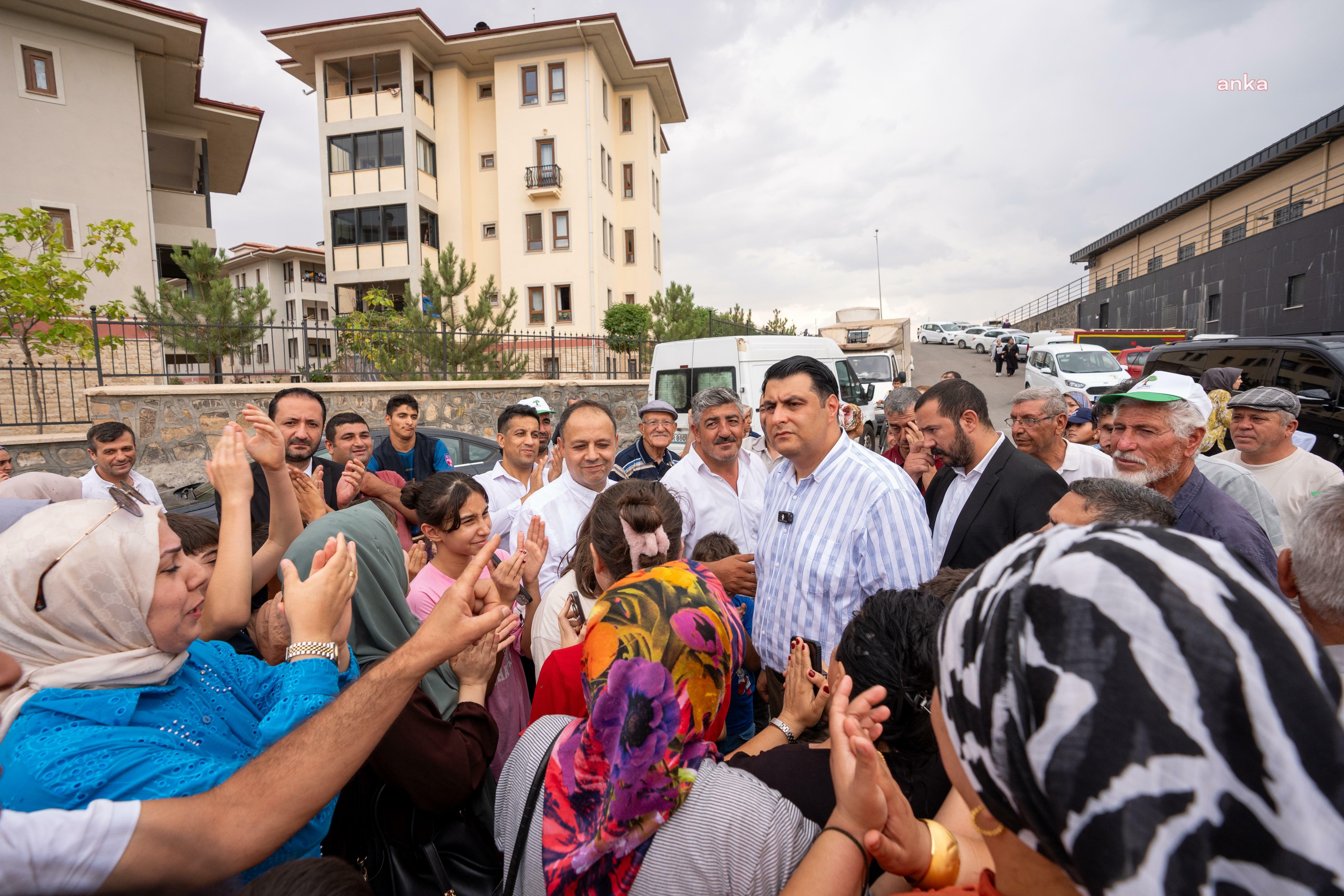 Şehitkamil Belediye Başkanı Umut Yılmaz, mahalle ziyaretlerini sürdürüyor
