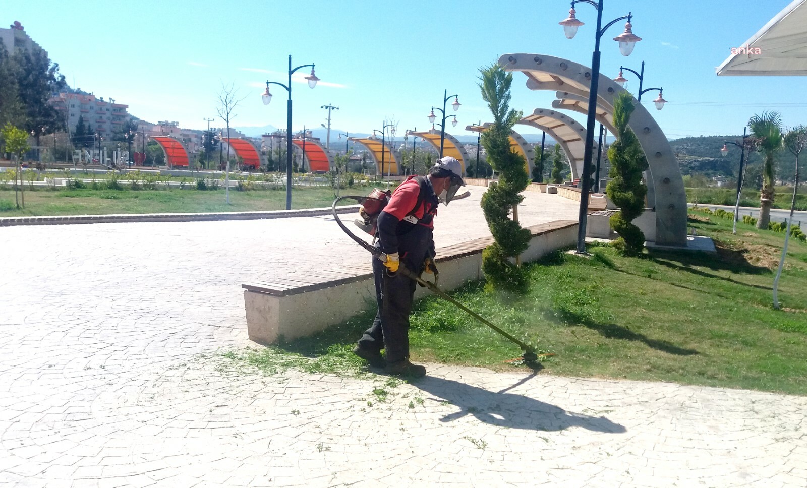 Silifke’de parklar ve yeşil alanlar bakımda