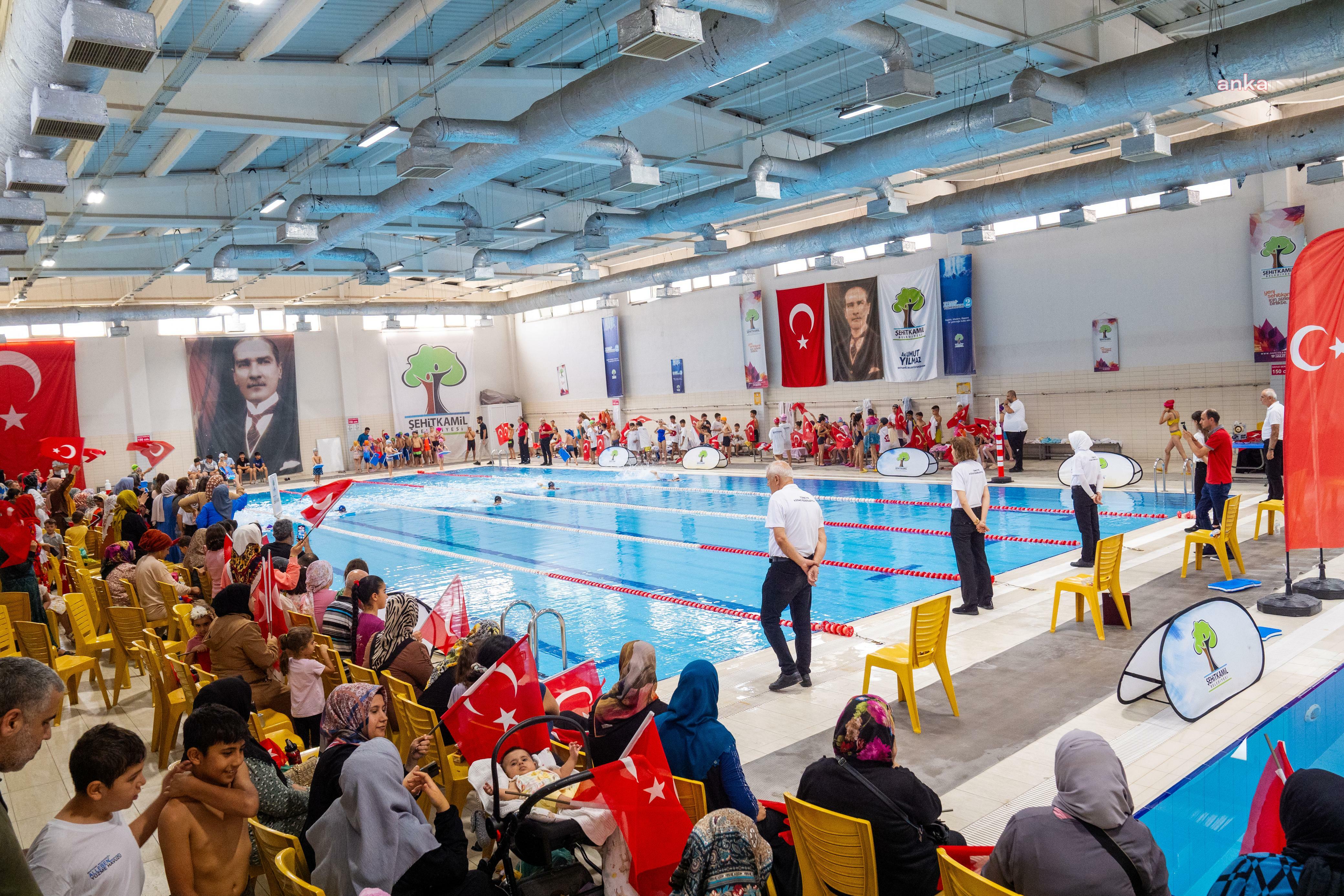 Şehitkamil Belediyesi’nin yüzme şenliğinde 112 sporcu kulaç attı