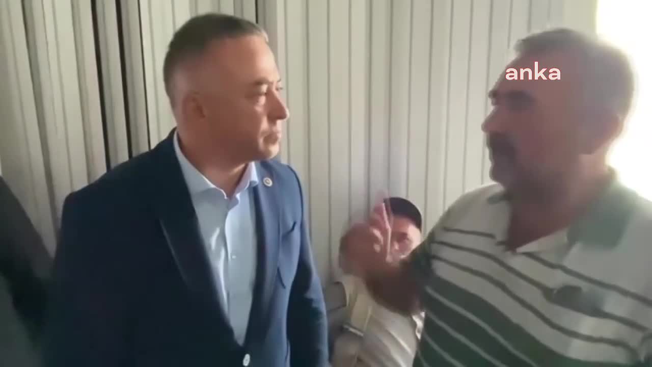 Çiftçi  İbrahim Çakal: "Mazotu pahalı, gübresi pahalı. 40 liralık ekin sattım, o para lira eridi gitti"