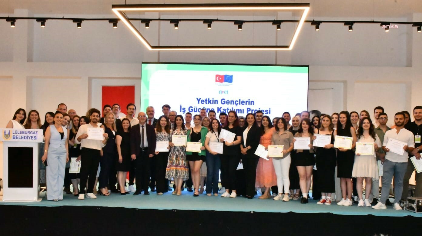 Lüleburgaz Belediyesi, ‘Yetkin Gençlerin İşgücüne Katılımı Projesi’ toplantısına ev sahipliği yaptı