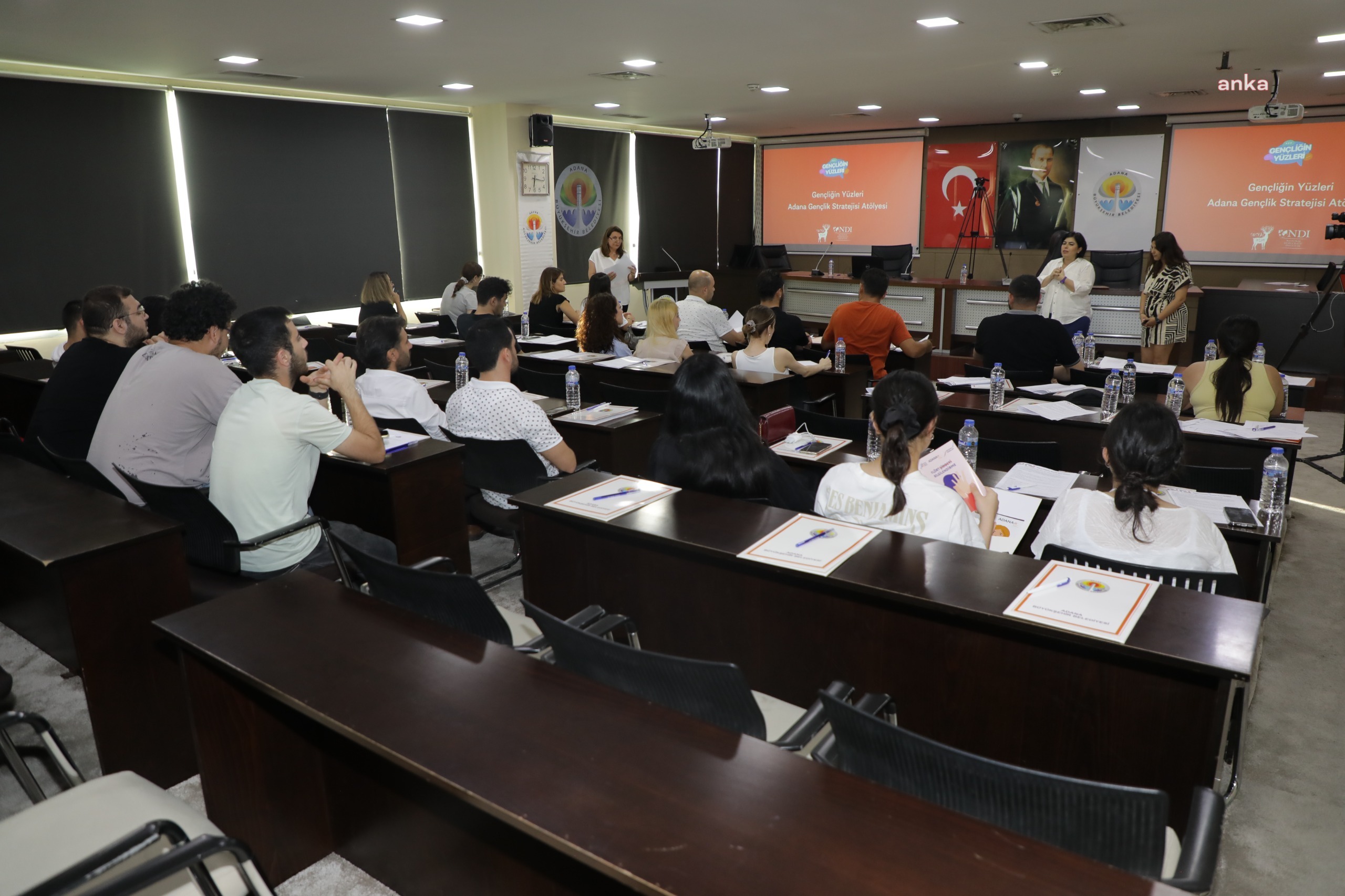 Adana Büyükşehir, 'Gençliğin Yüzleri Adana Gençlik Stratejisi Atölyesi'ne ev sahipliği yaptı