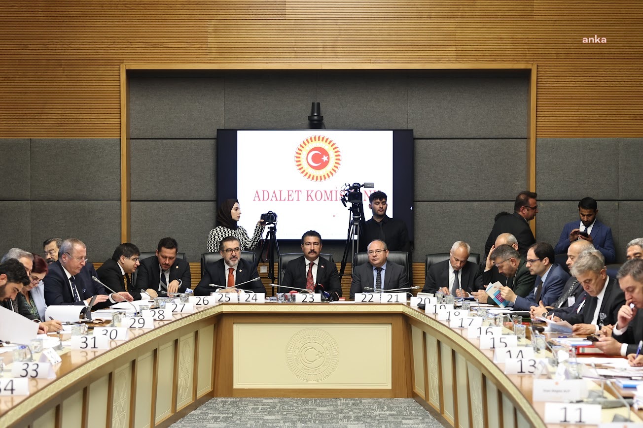 TBMM Adalet Komisyonu'nda, 9. Yargı Paketi'nin görüşmelerinde "6284" tartışması