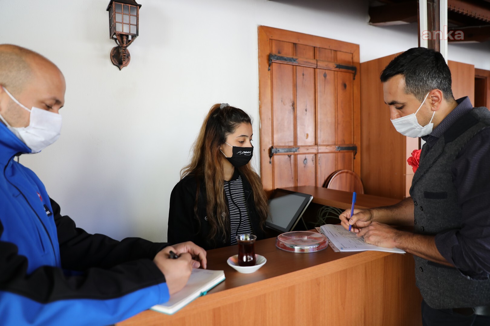 MENTEŞE BELEDİYESİ'NDEN COVID-19 DENETİMİ