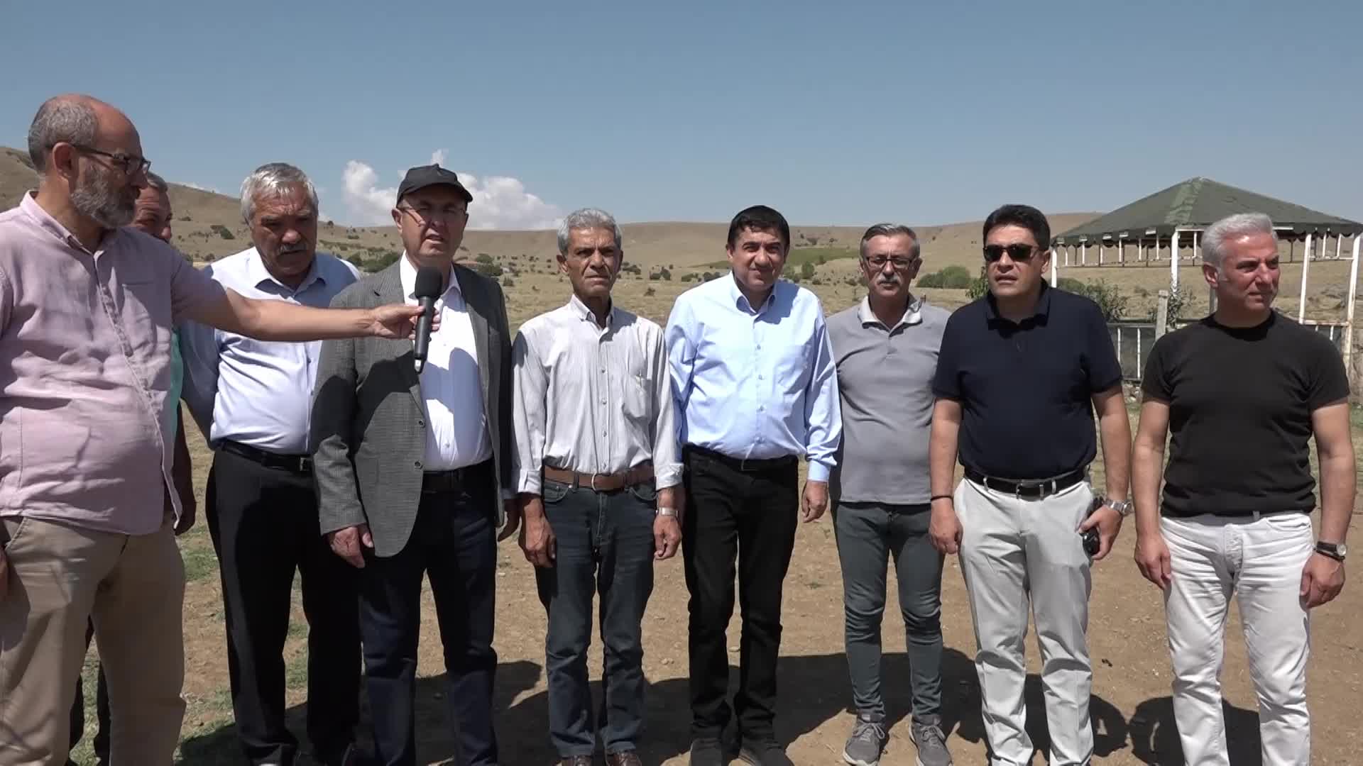 Metin İlhan: "Hükümet yetkililerine sesleniyoruz; altın arama faaliyetlerine 'dur' deyin. Bu altınların ne Kırşehir'e ne de Türkiye'ye faydası olacak"