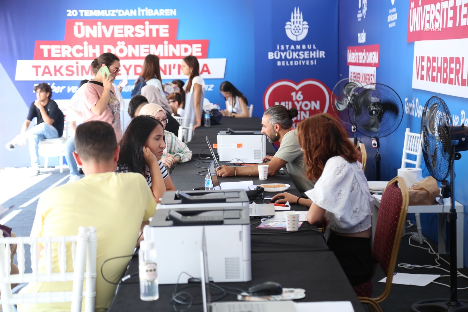 İBB’den gençlere tercih desteği