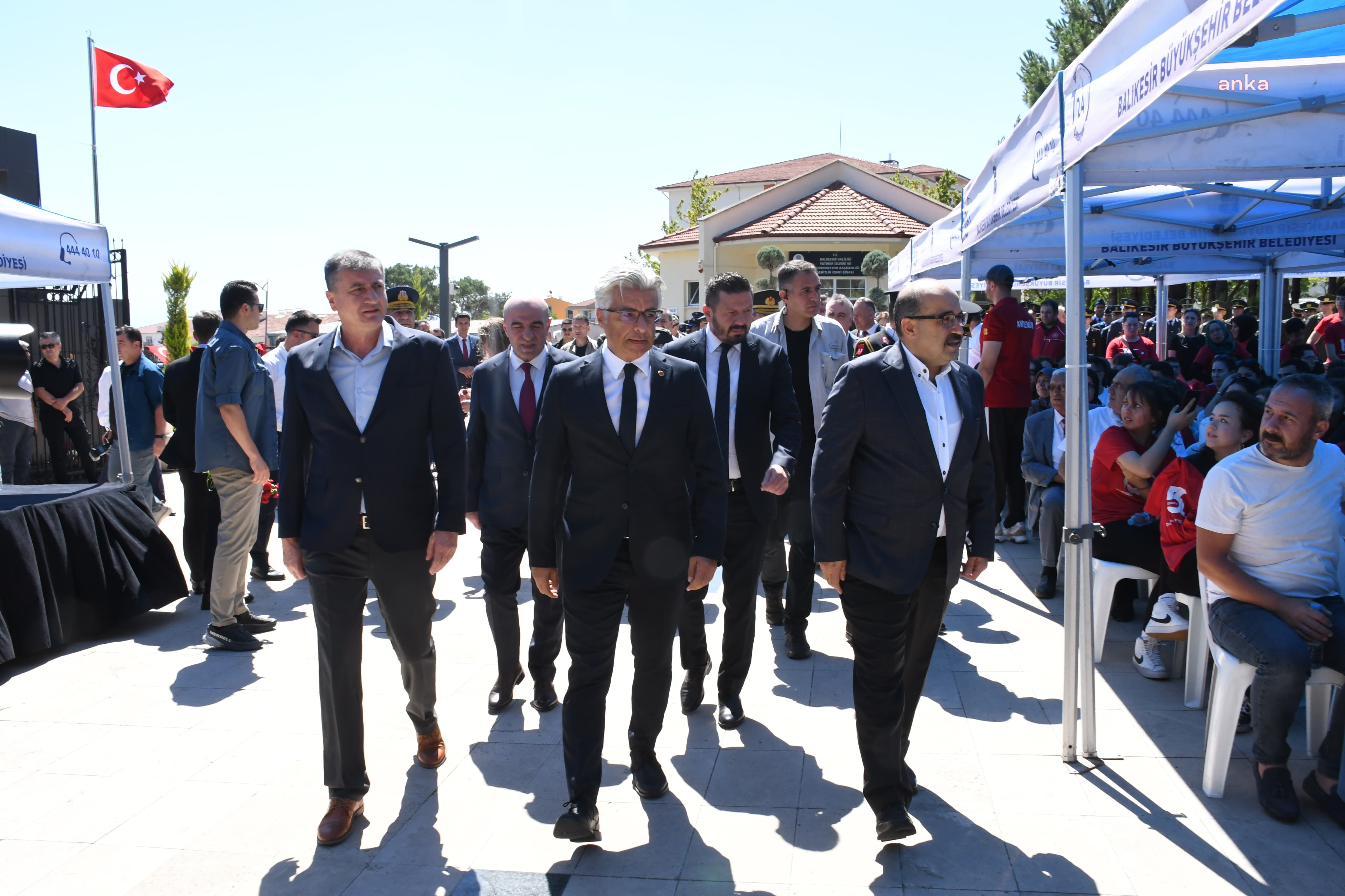 15 Temmuz’da Balıkesir Şehitliği'ne ziyaret