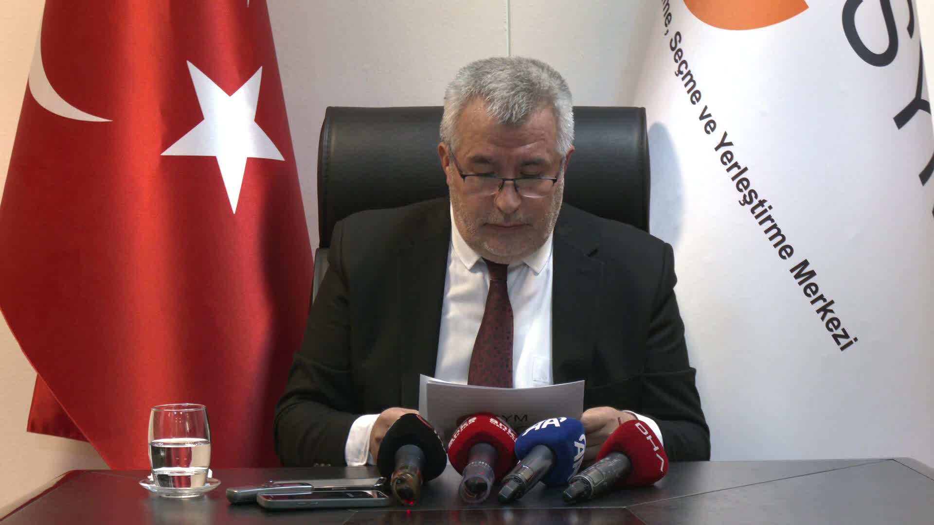 ÖSYM Başkanı Ersoy, YKS'de birinci olanları açıkladı