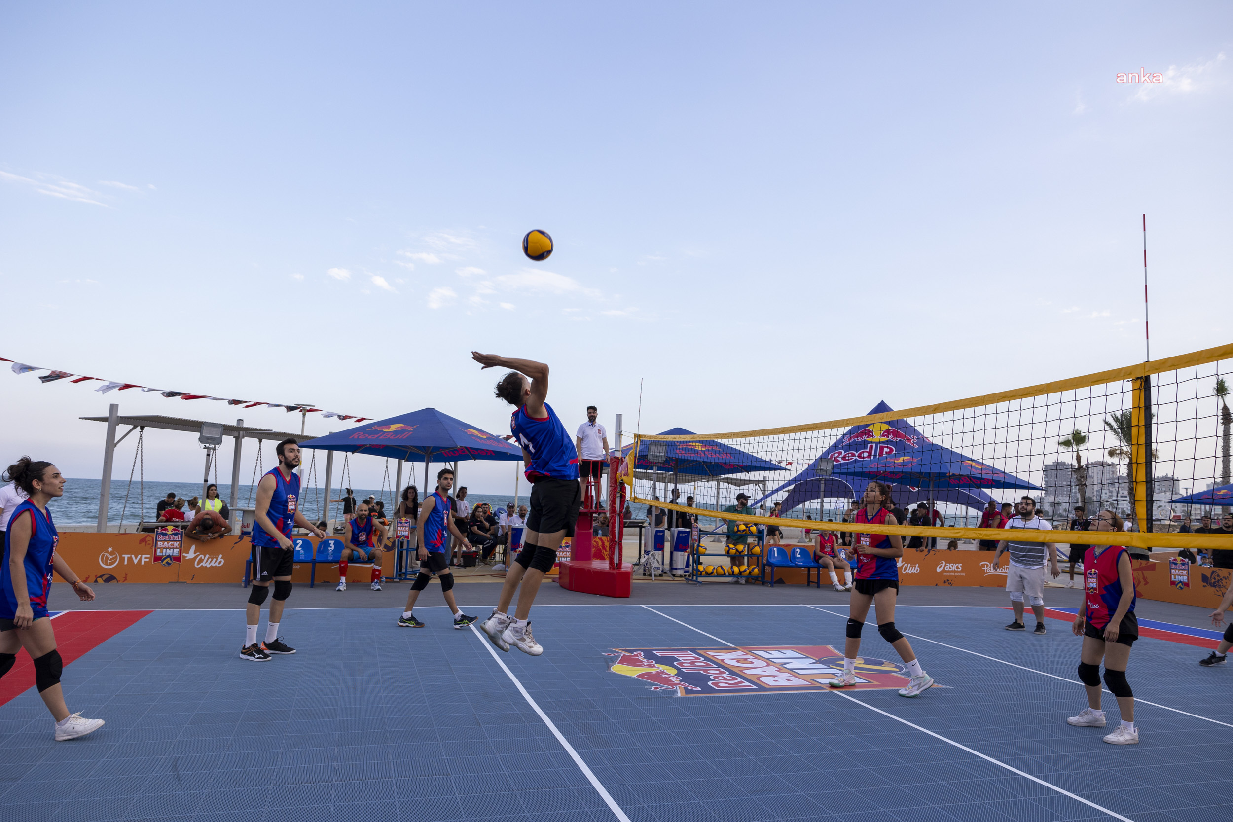 Mersin Büyükşehir Belediyesi’nin desteklediği “Red Bull Back Line” Mersin elemeleri tamamlandı